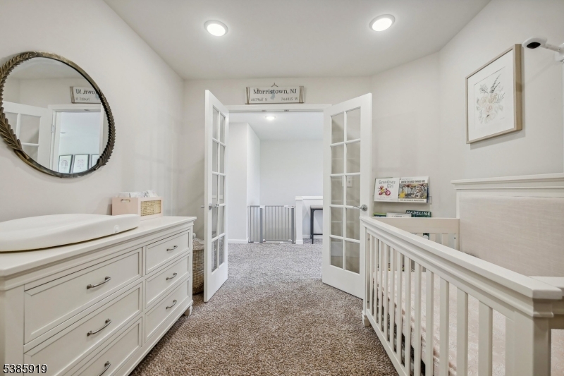 56 Albert Ct