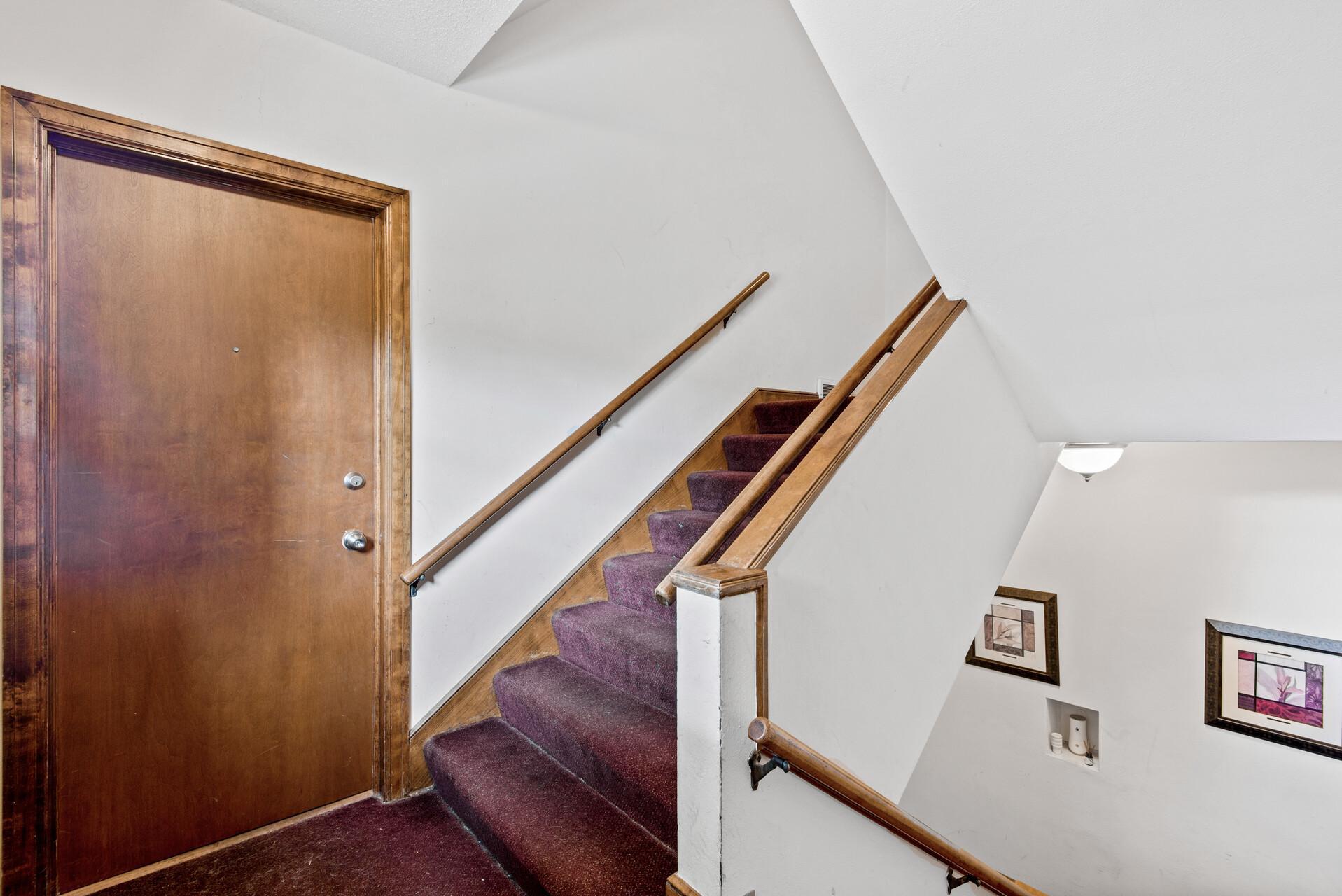 3527 Dupont Avenue S Unit: 4