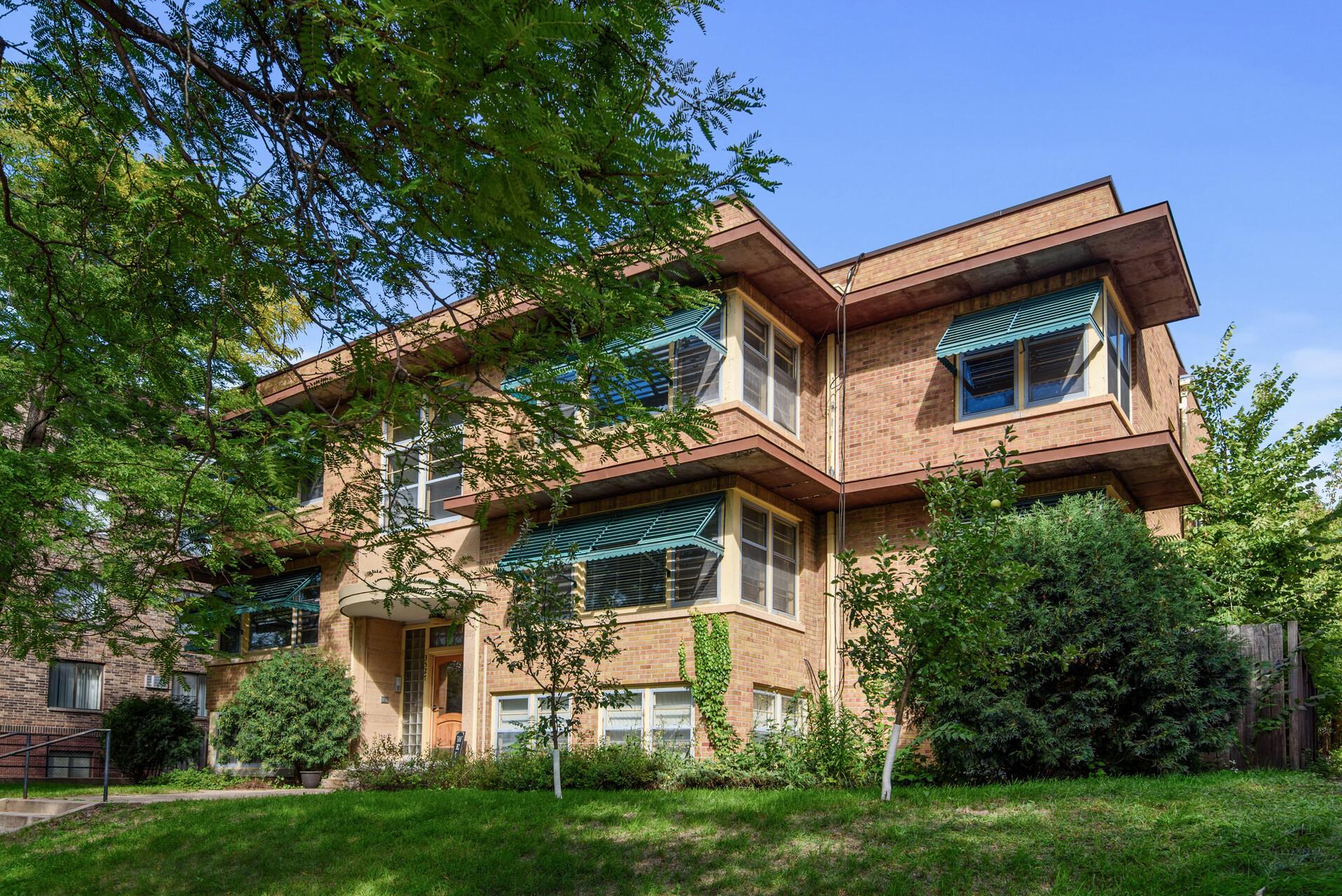3527 Dupont Avenue S Unit: 4