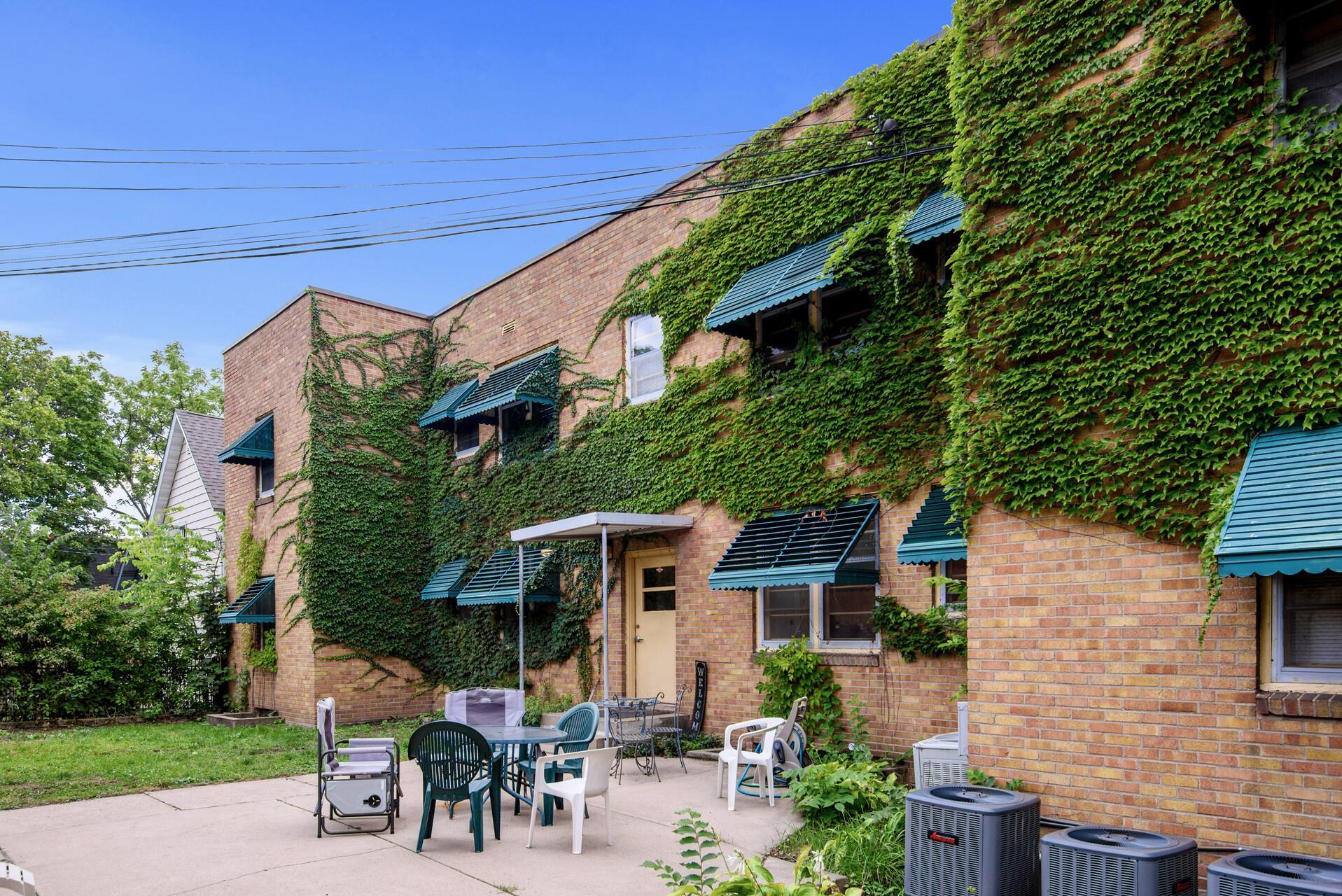 3527 Dupont Avenue S Unit: 4