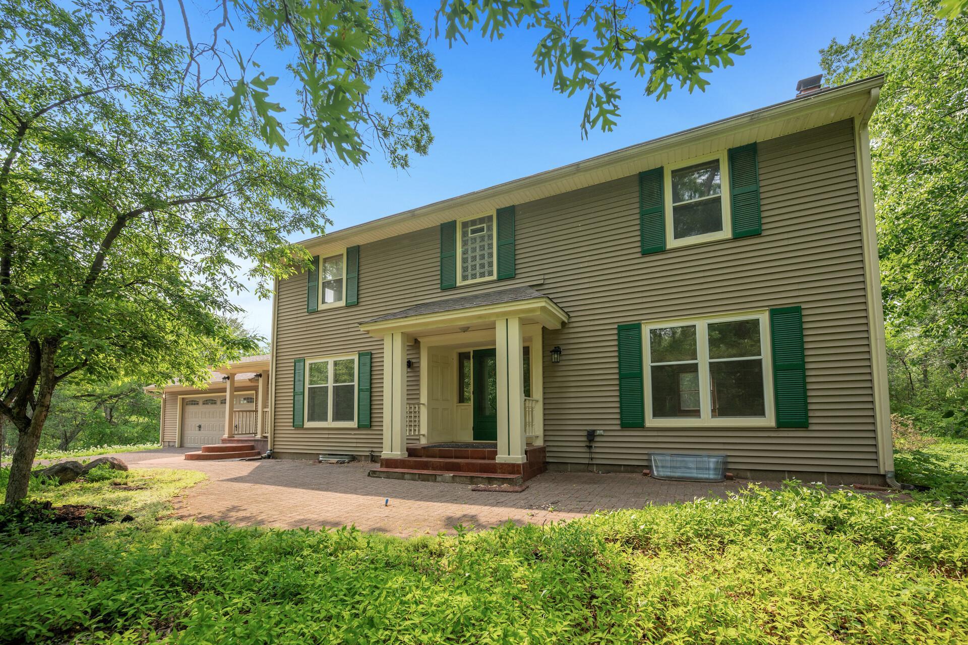 9 Woodhill Lane