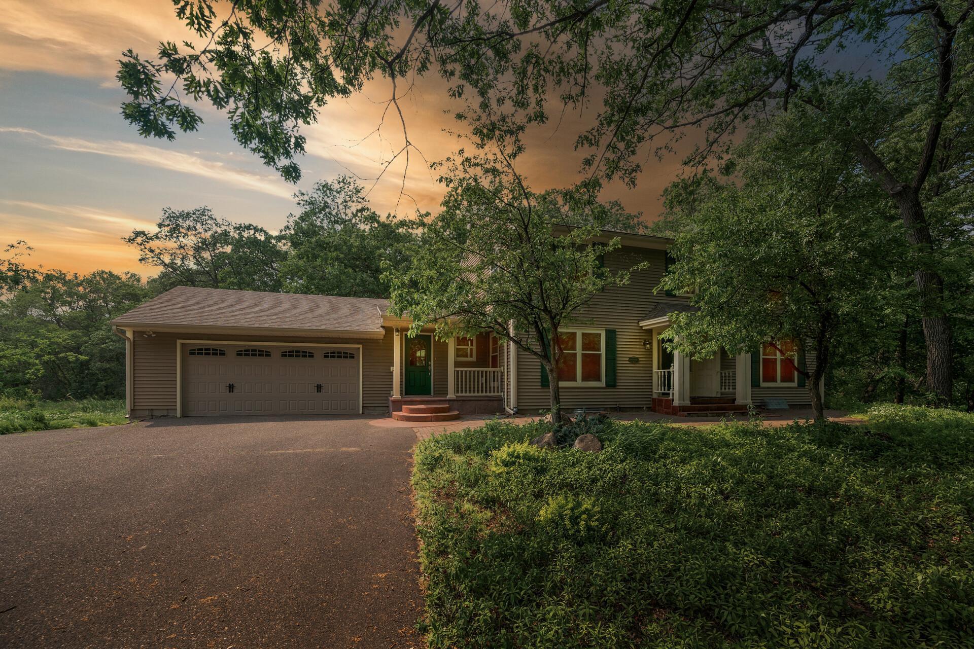 9 Woodhill Lane