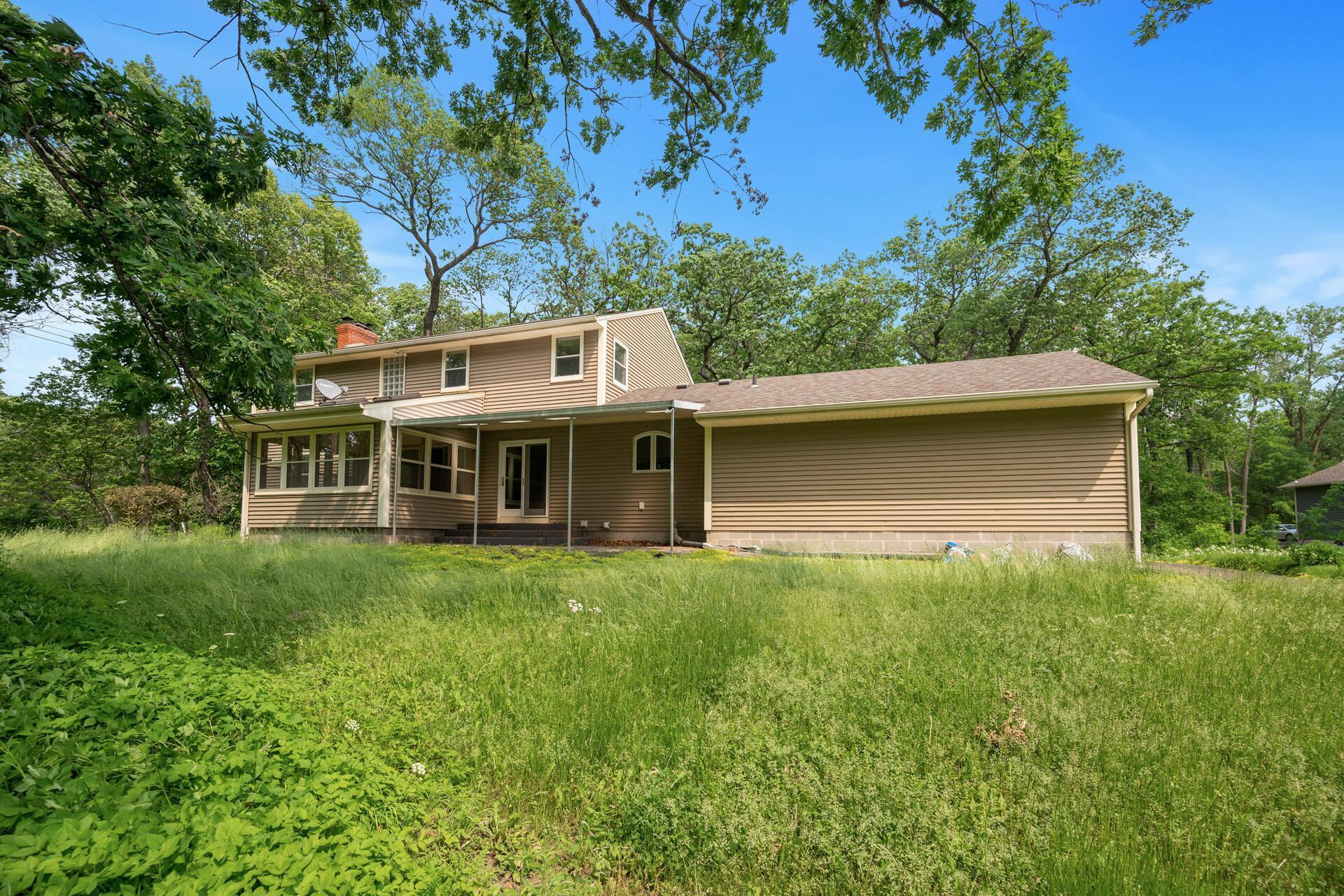 9 Woodhill Lane