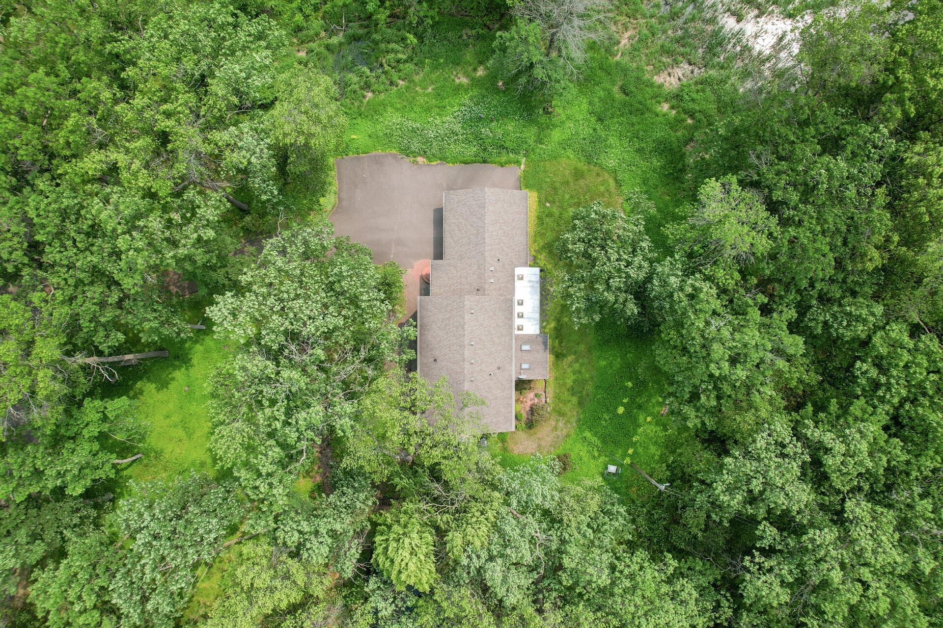 9 Woodhill Lane