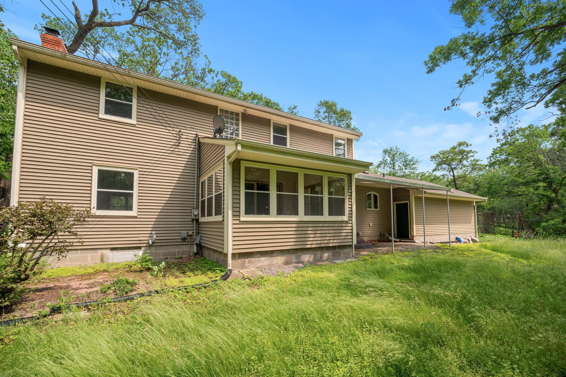 9 Woodhill Lane