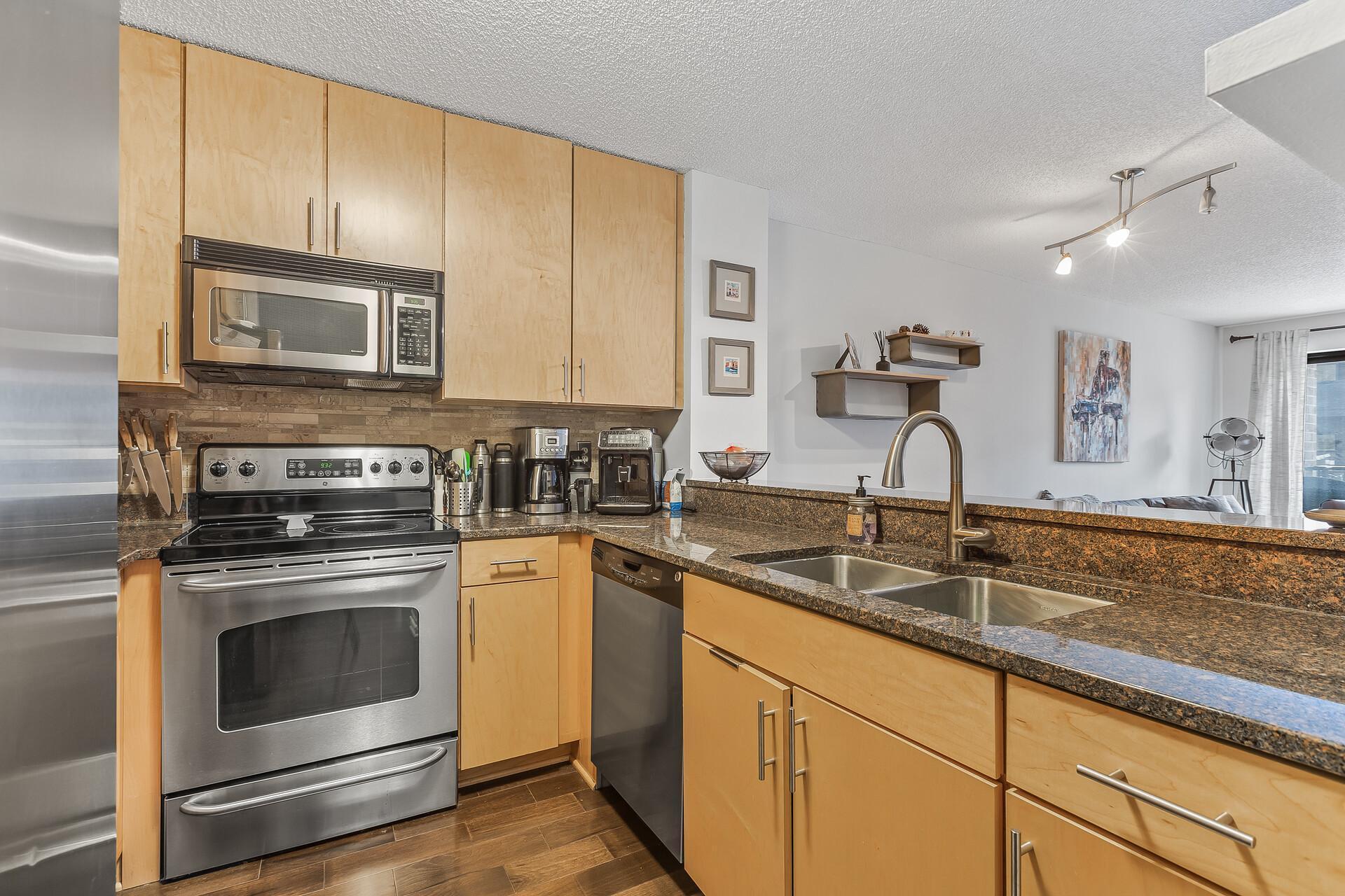 401 1st Street S Unit: 303