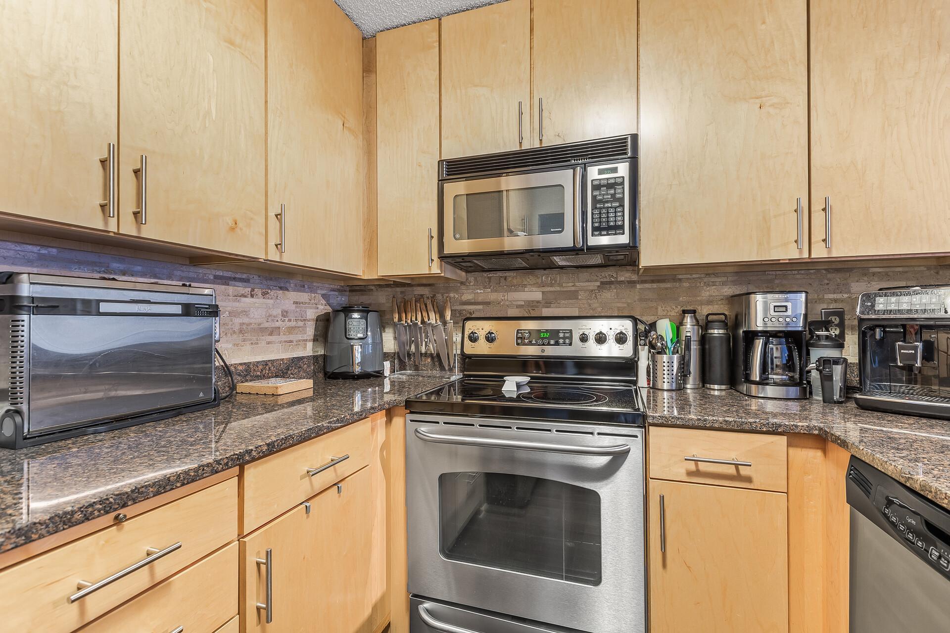 401 1st Street S Unit: 303
