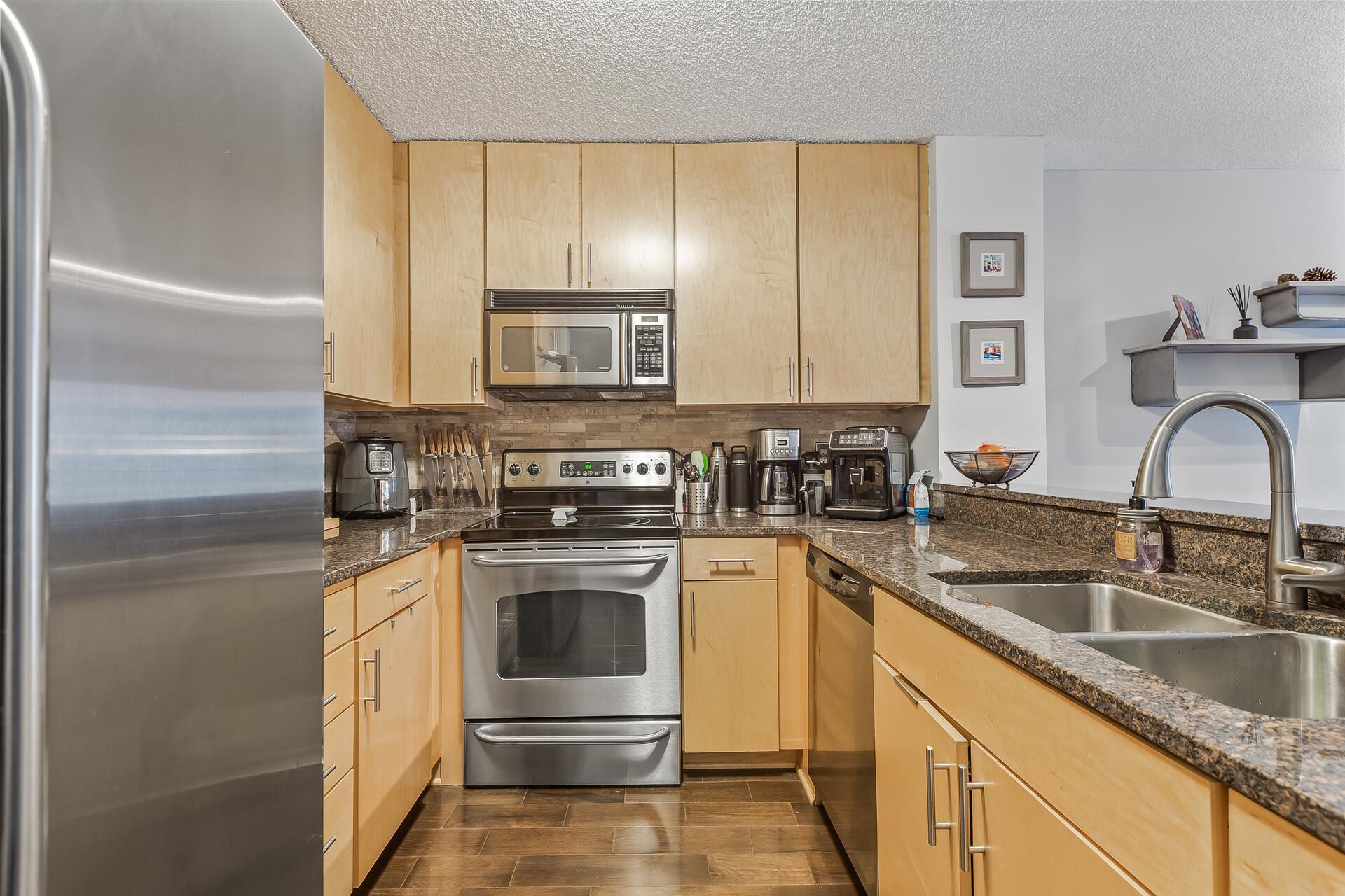 401 1st Street S Unit: 303