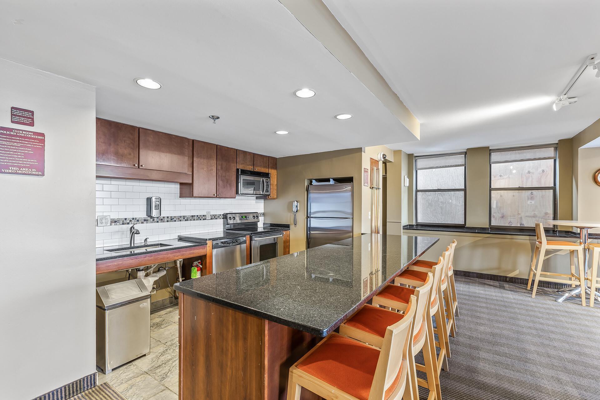 401 1st Street S Unit: 303