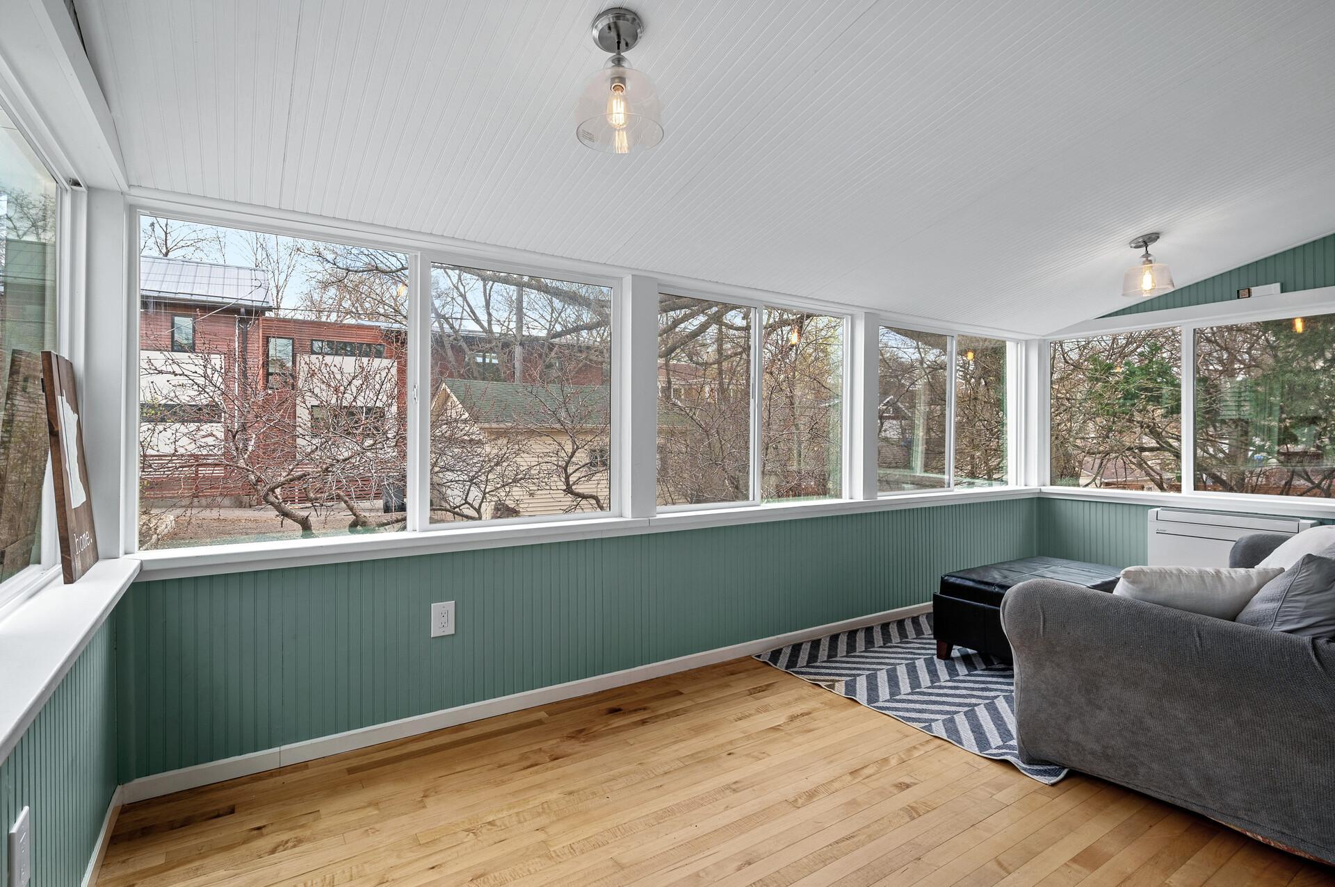 3605 Dupont Avenue S
