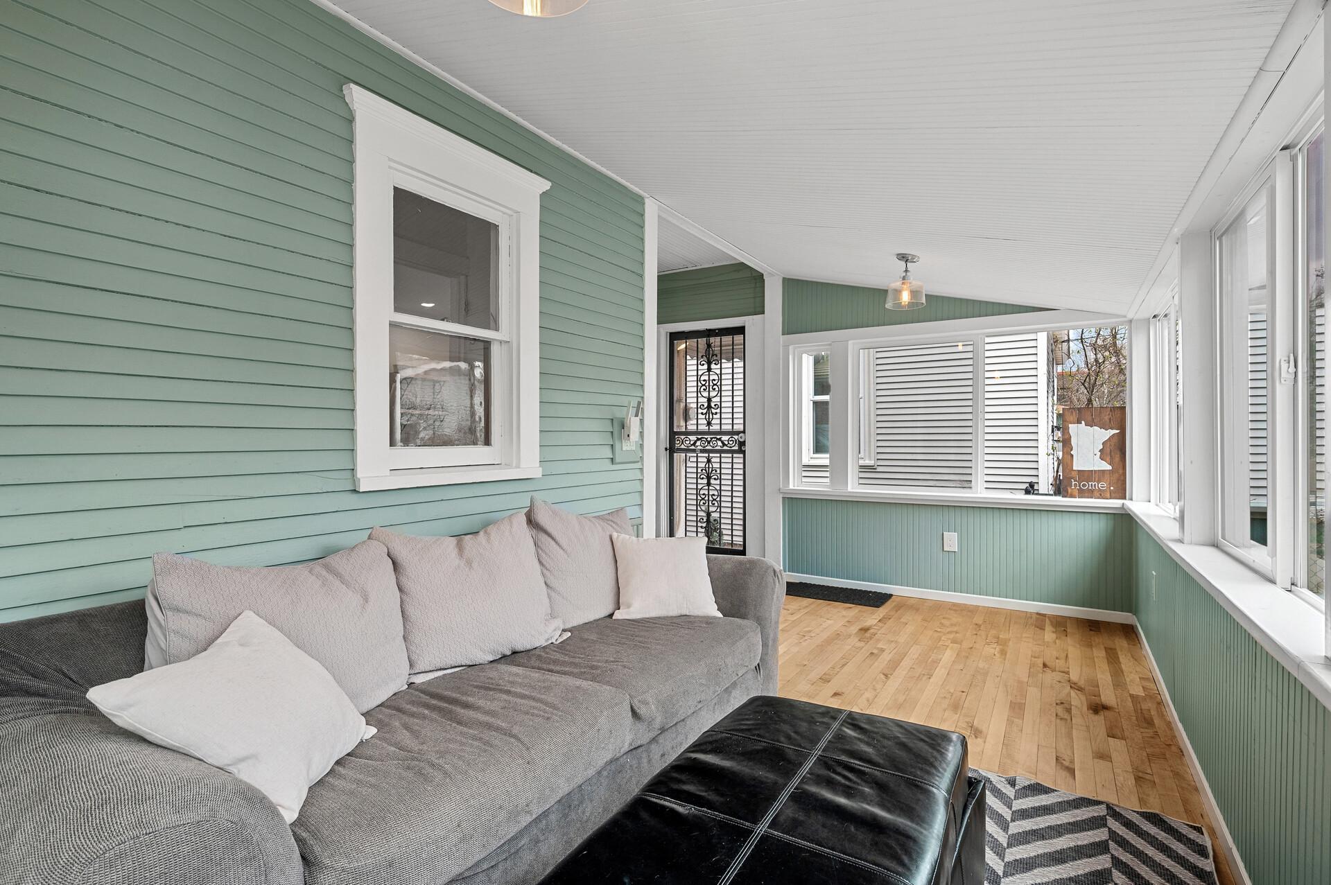 3605 Dupont Avenue S