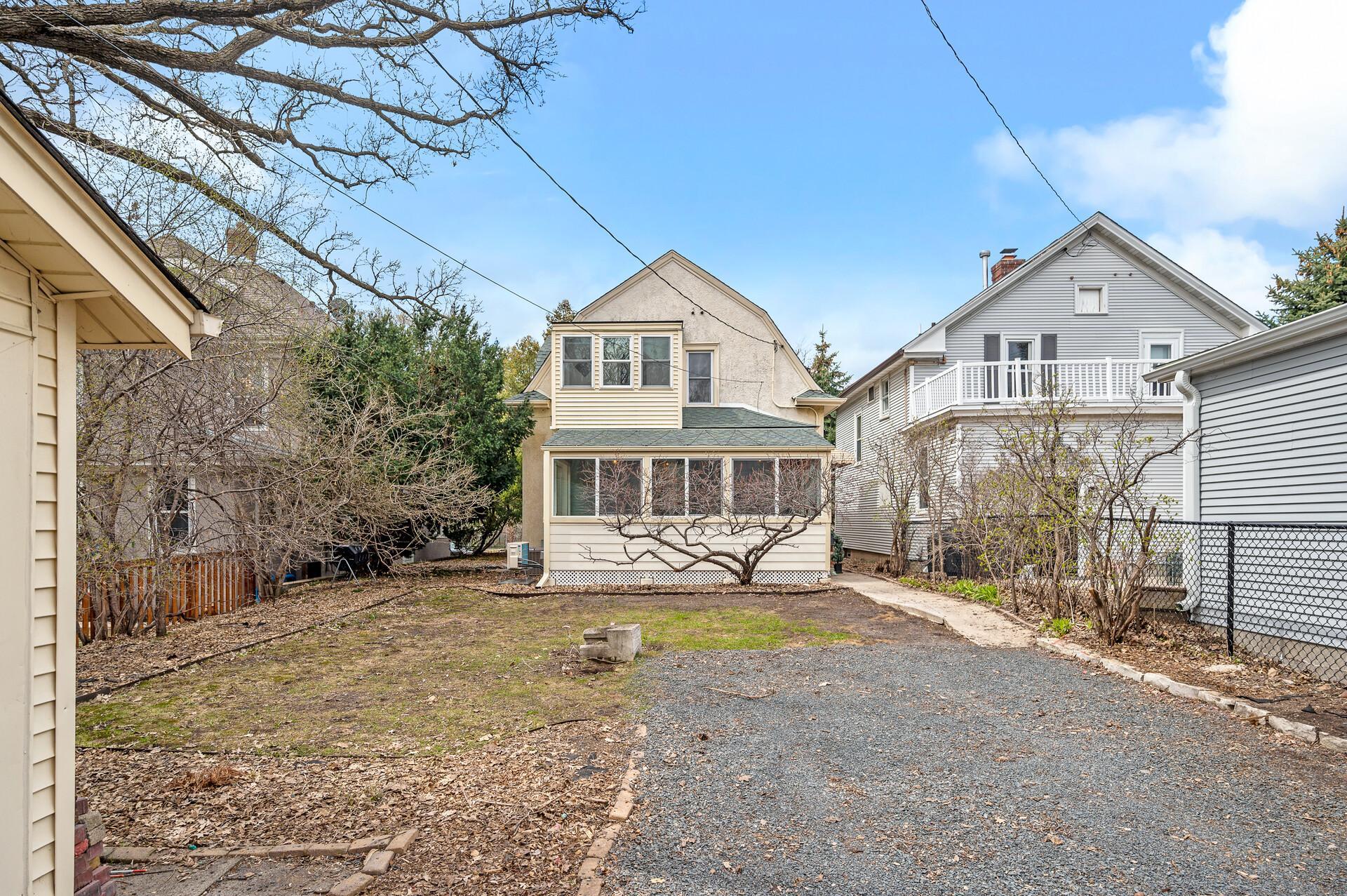3605 Dupont Avenue S