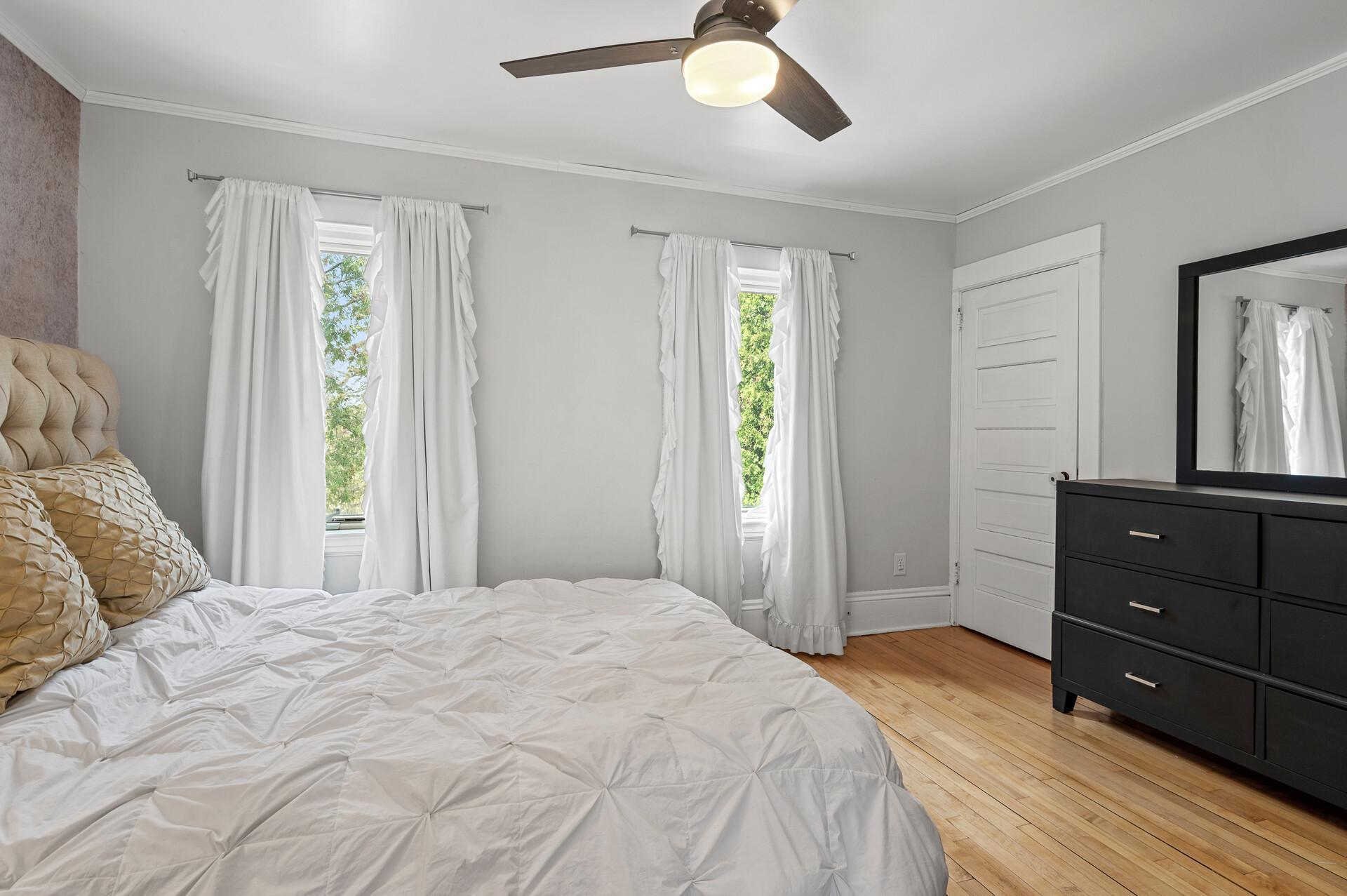 3605 Dupont Avenue S