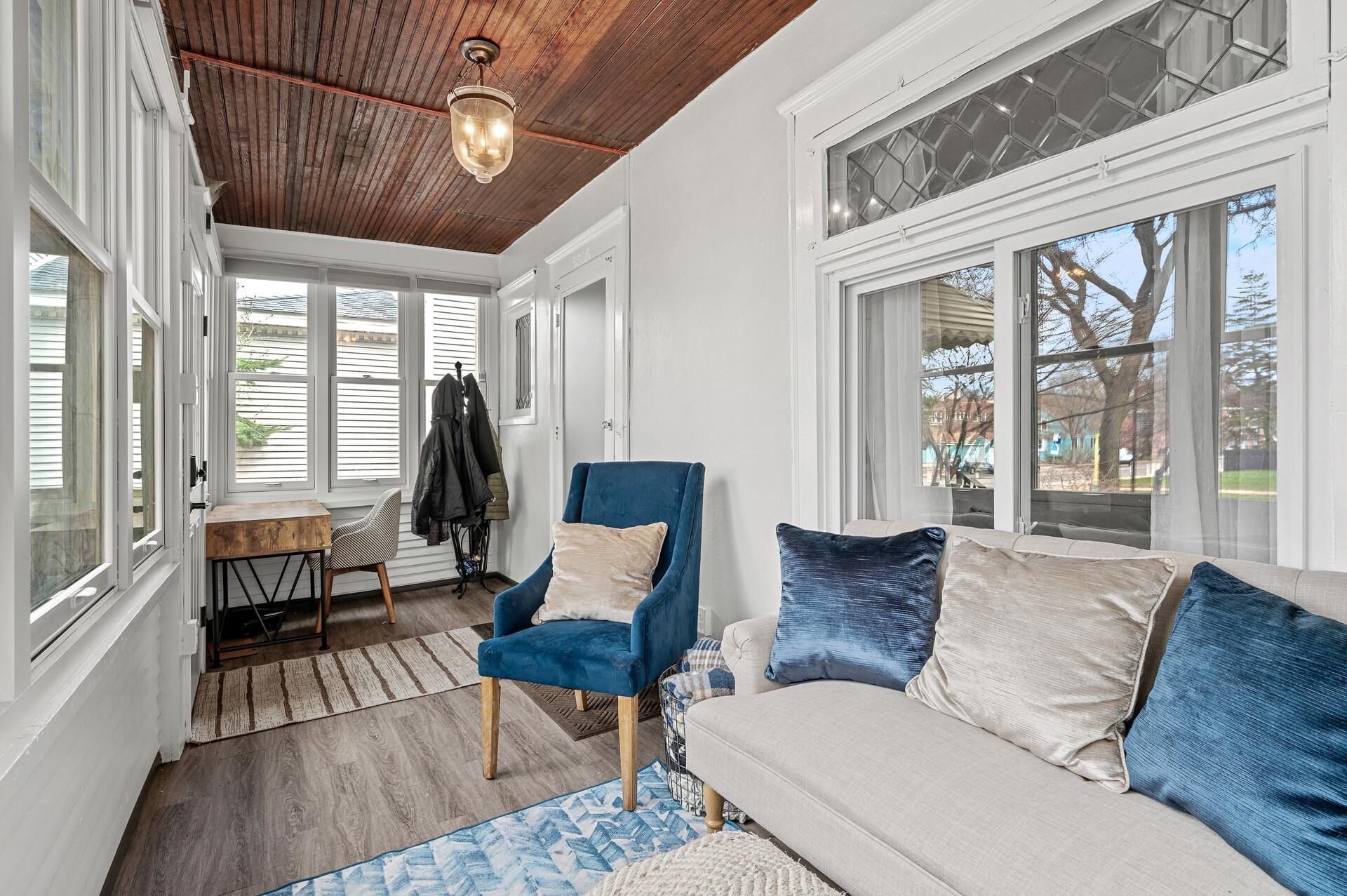 3605 Dupont Avenue S