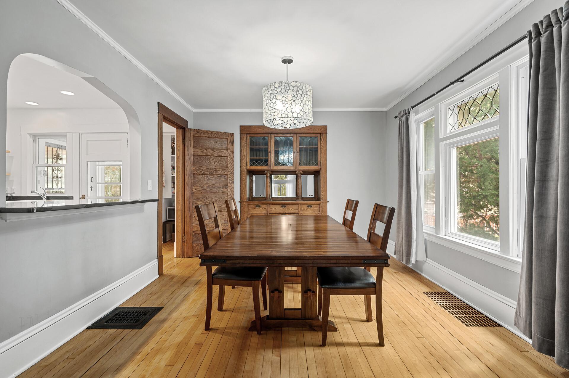 3605 Dupont Avenue S