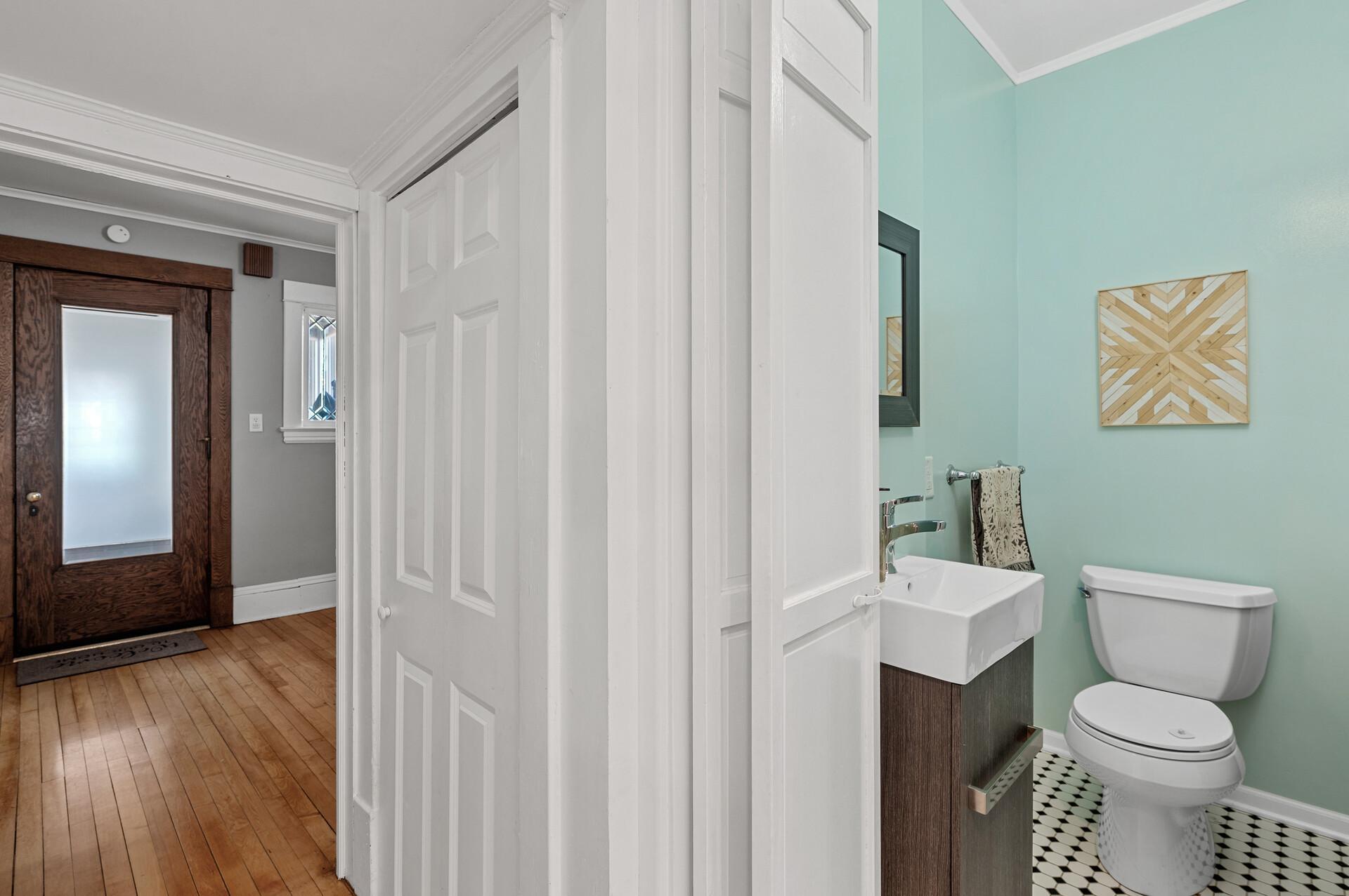 3605 Dupont Avenue S