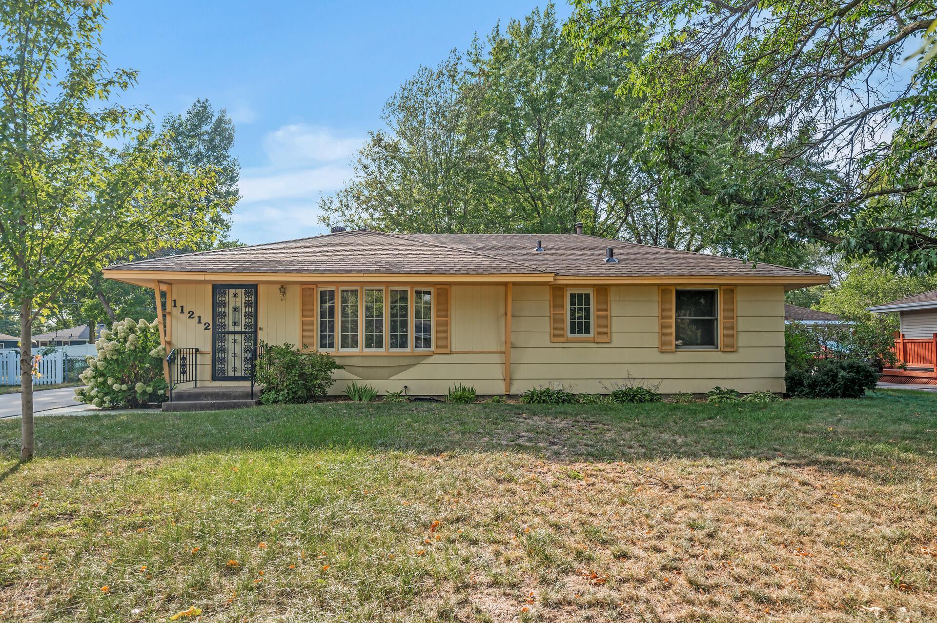 11212 Arrowhead Street NW