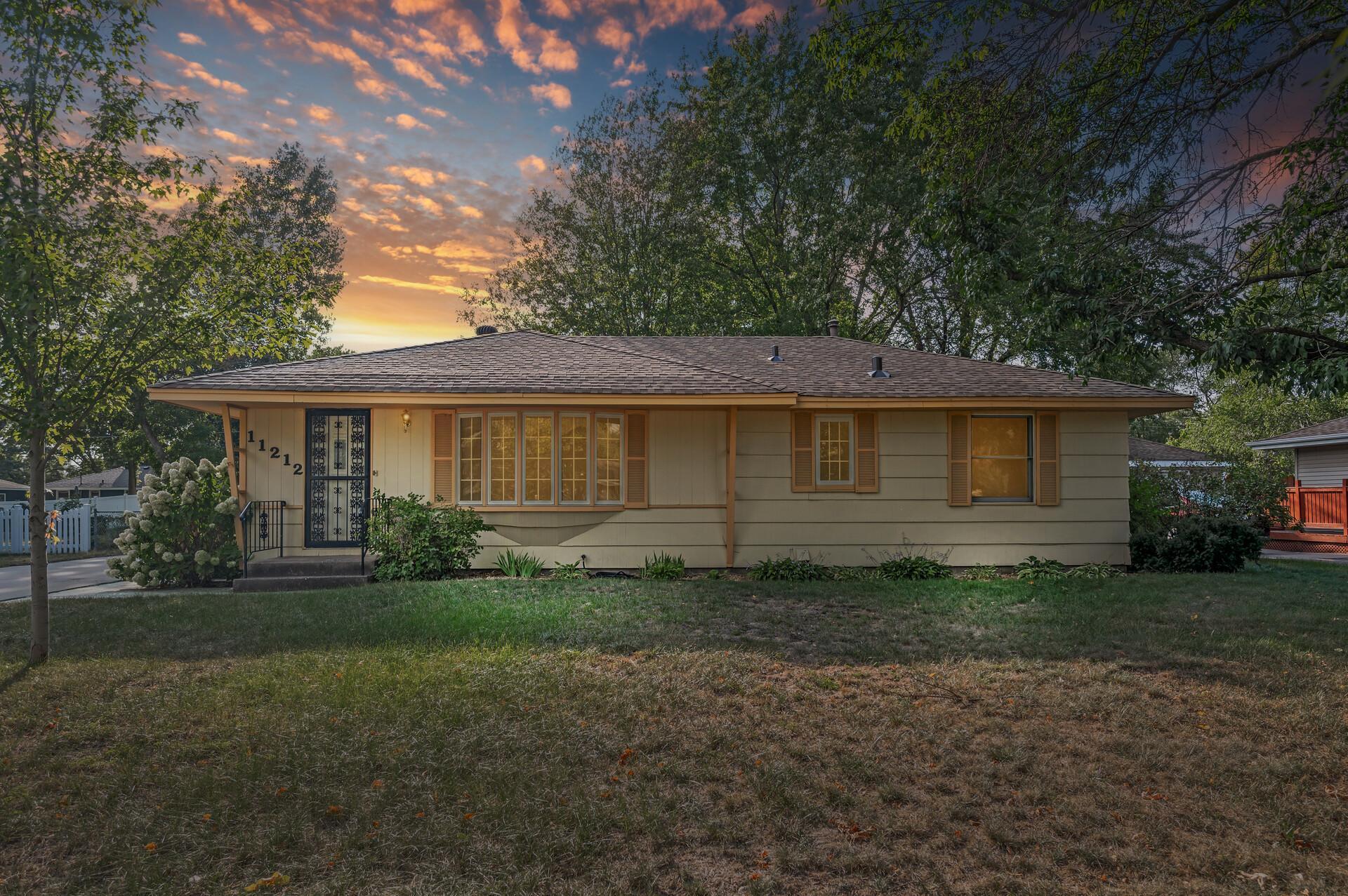 11212 Arrowhead Street NW