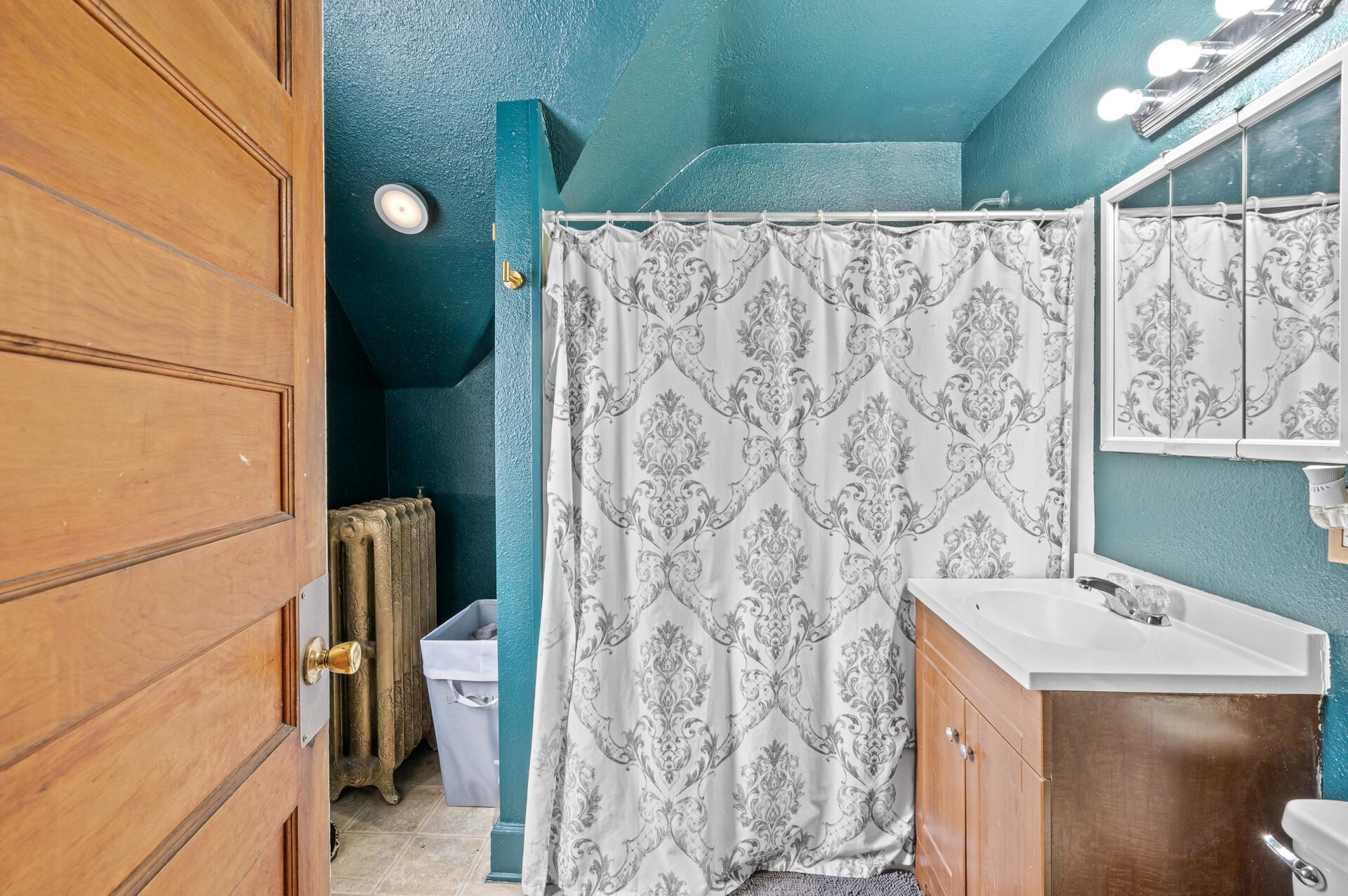 565 Mendota Street