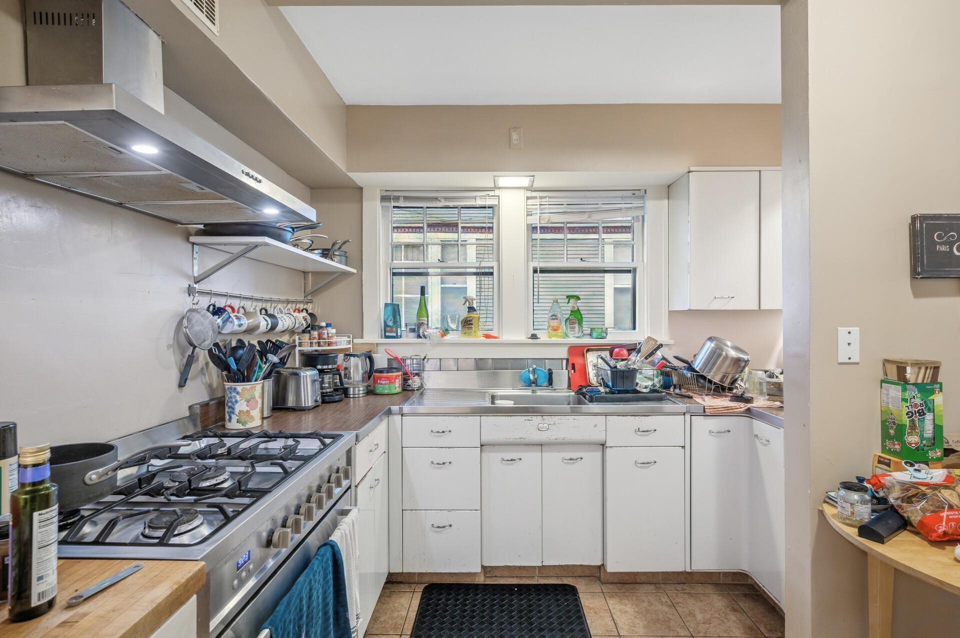 2 Melbourne Avenue SE