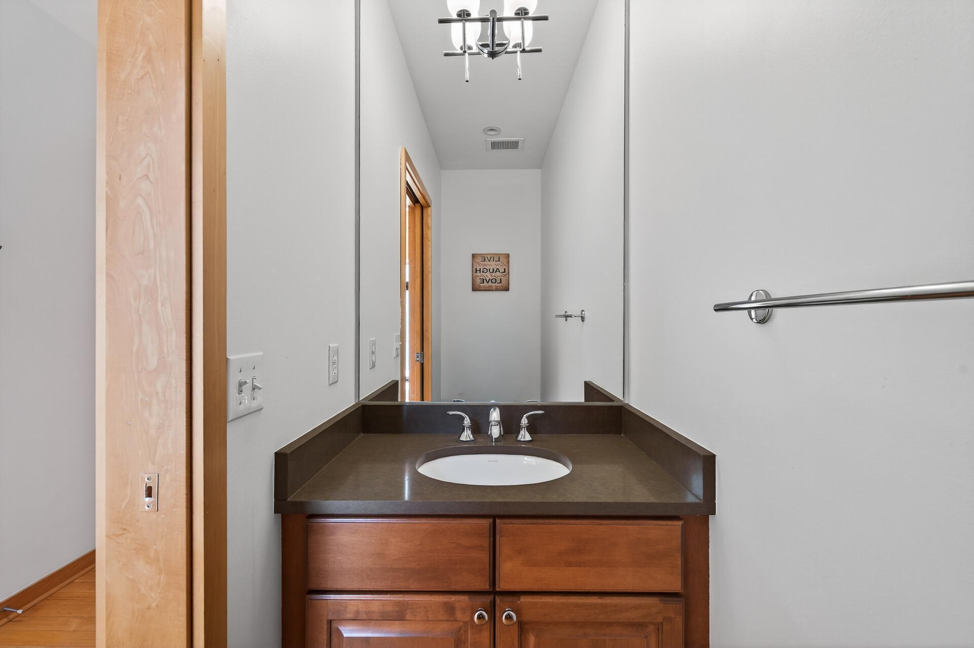 3104 W Lake Street Unit: 405