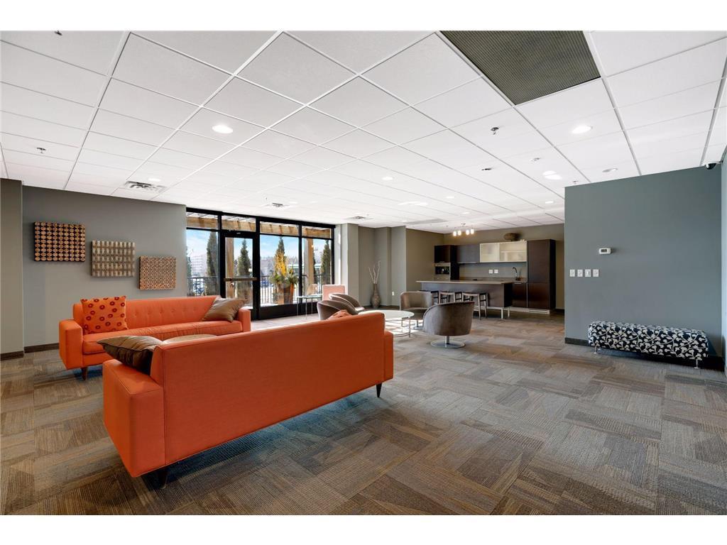 3104 W Lake Street Unit: 405