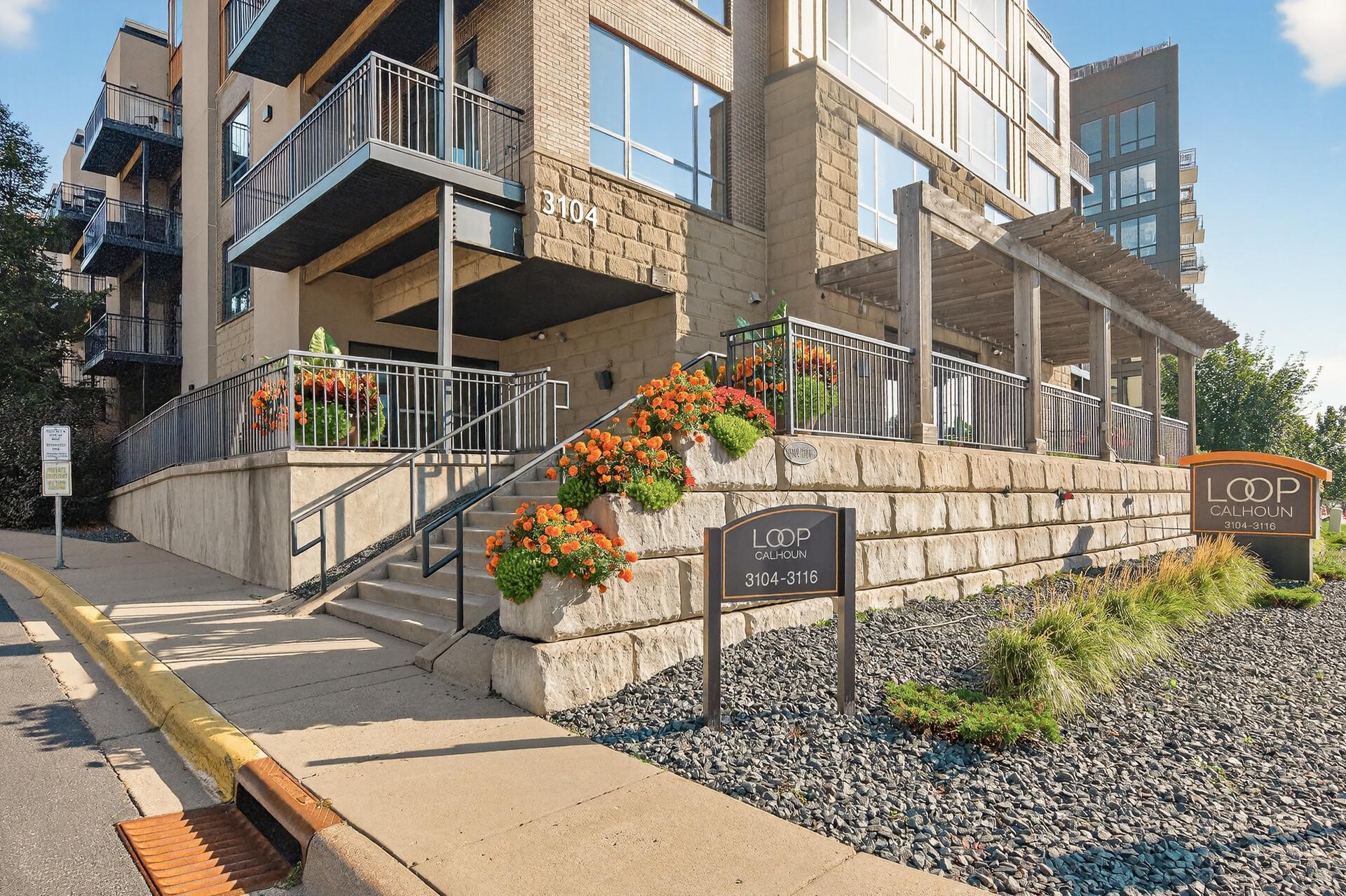 3104 W Lake Street Unit: 405