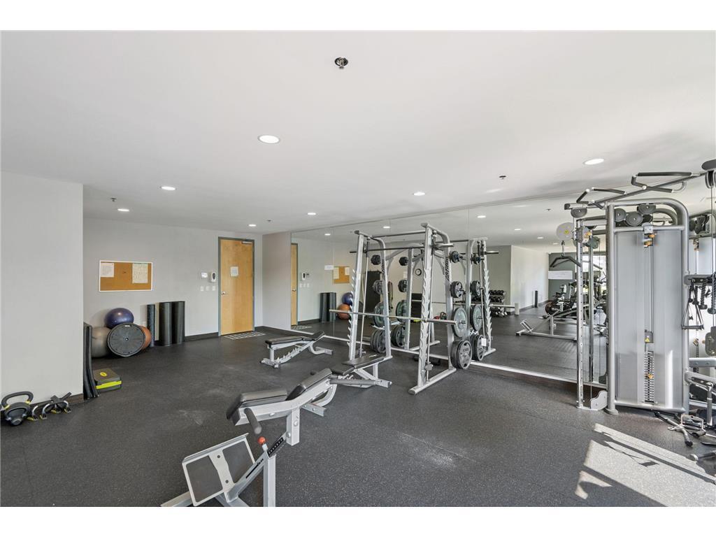 3104 W Lake Street Unit: 405