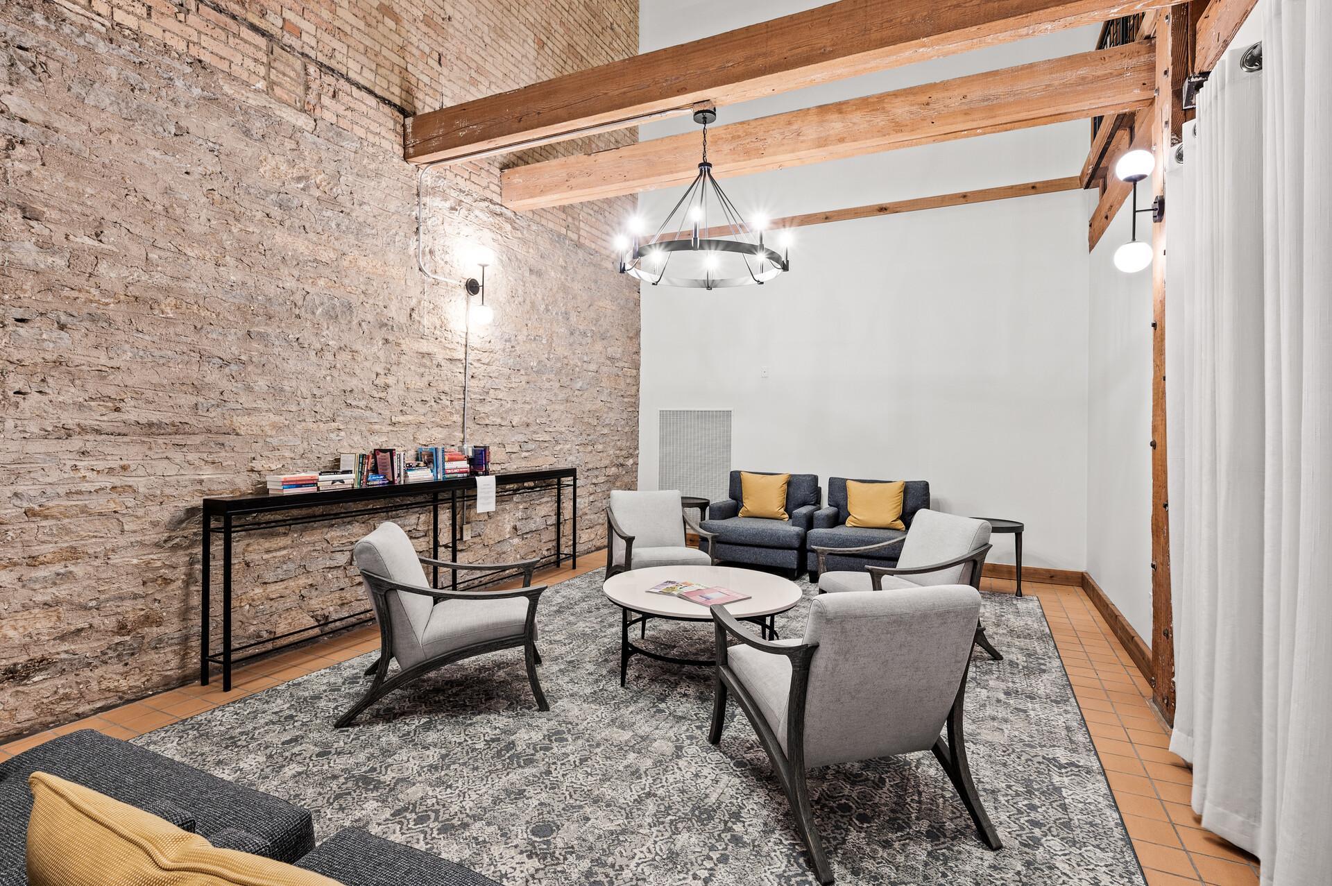 400 N 1st Street Unit: 611