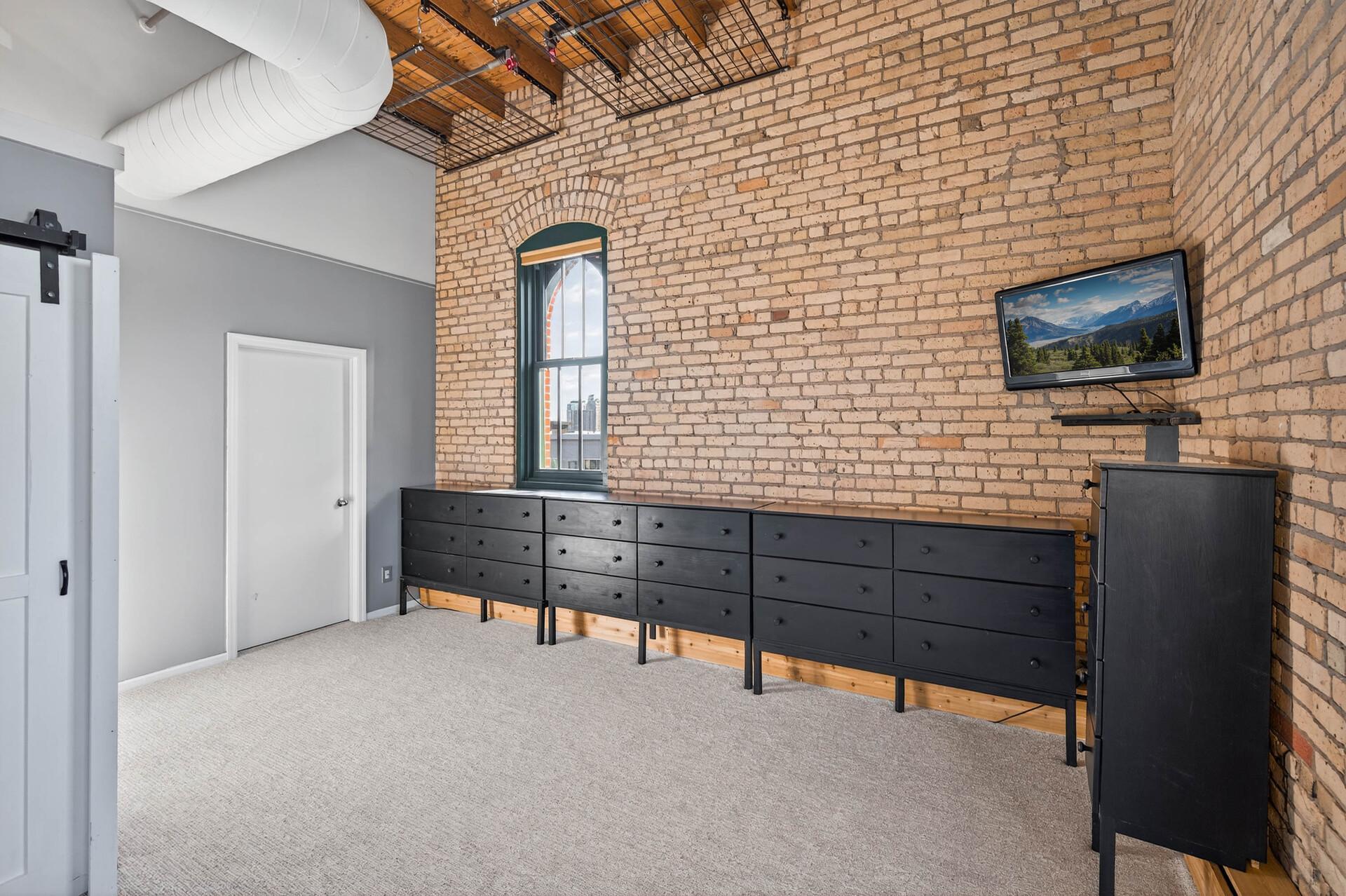 400 N 1st Street Unit: 611