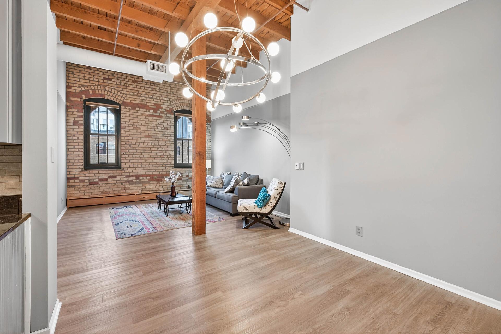 400 N 1st Street Unit: 611