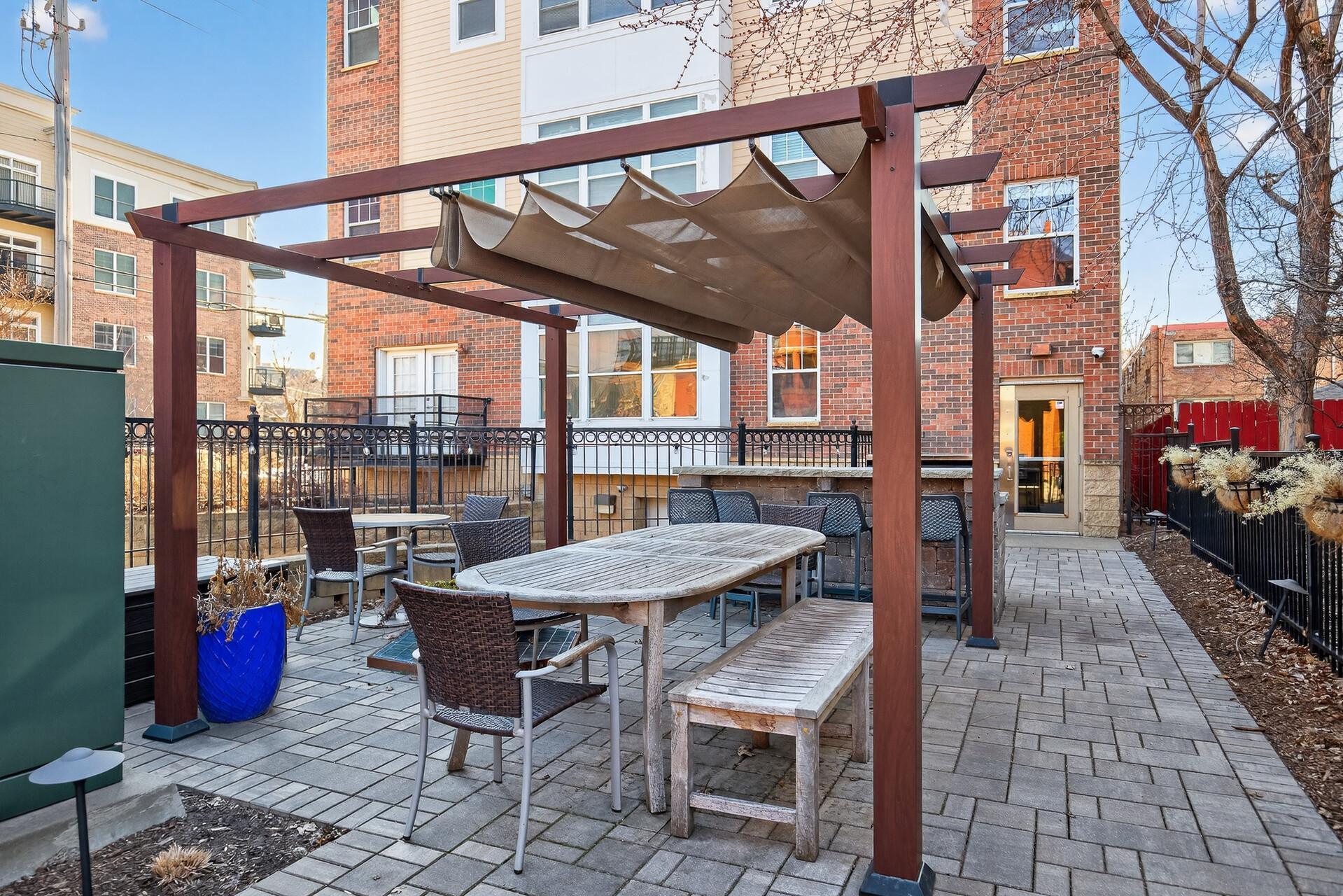 314 E 18th Street