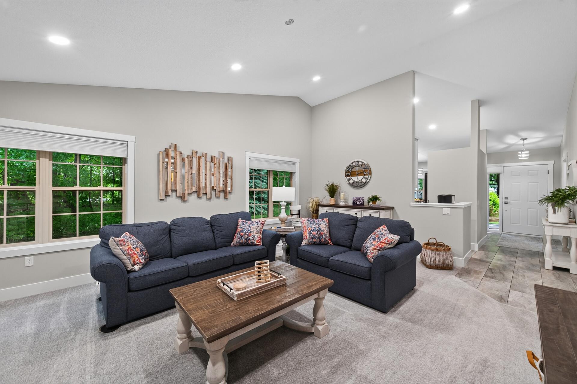 10868 Woodland Drive