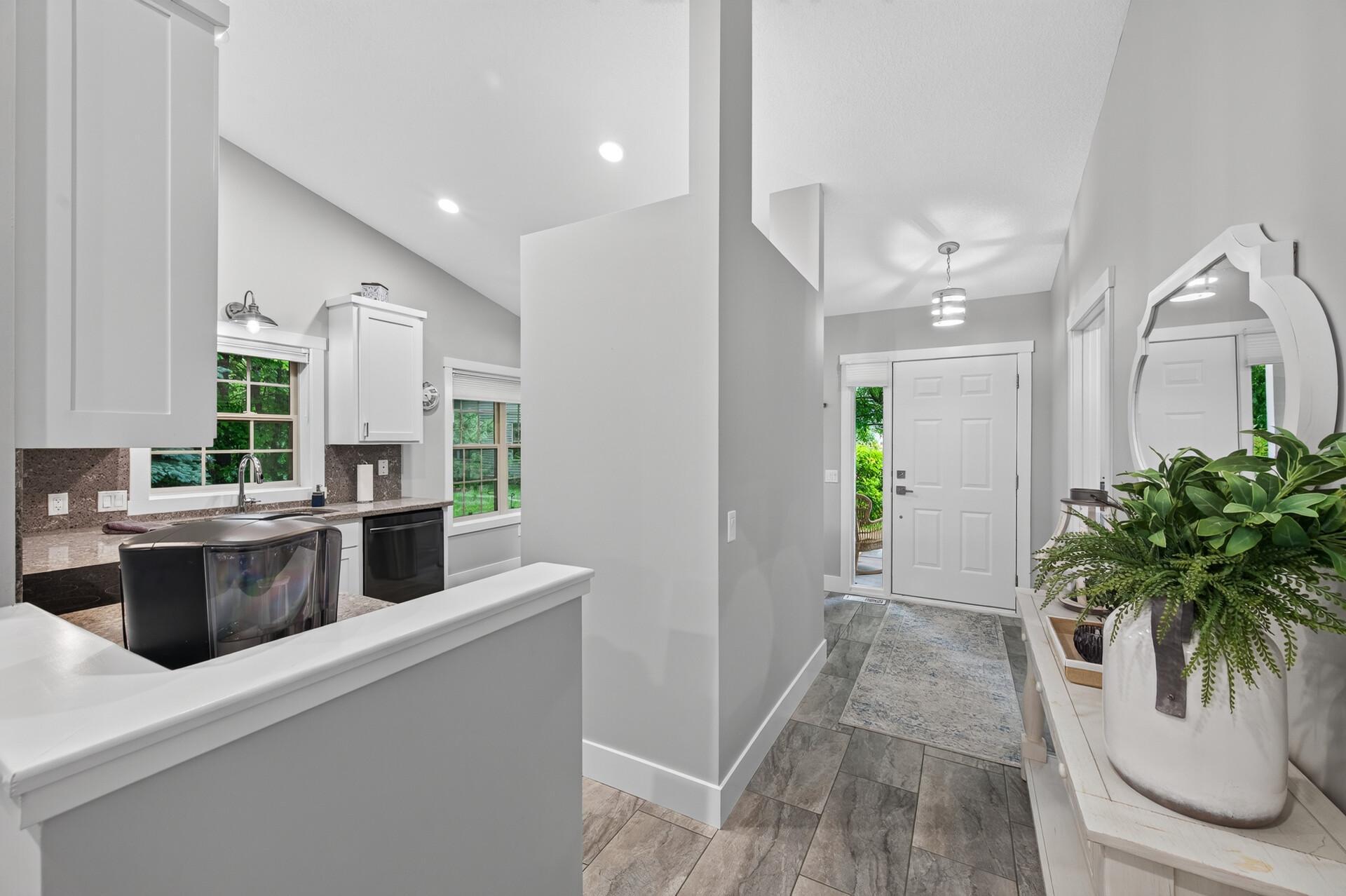10868 Woodland Drive