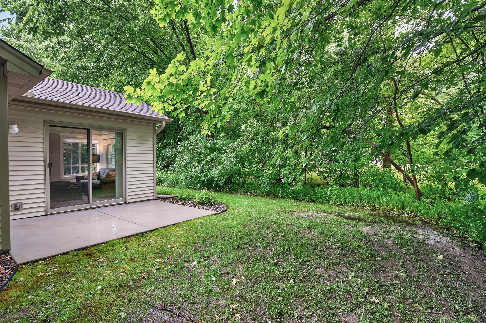 10868 Woodland Drive