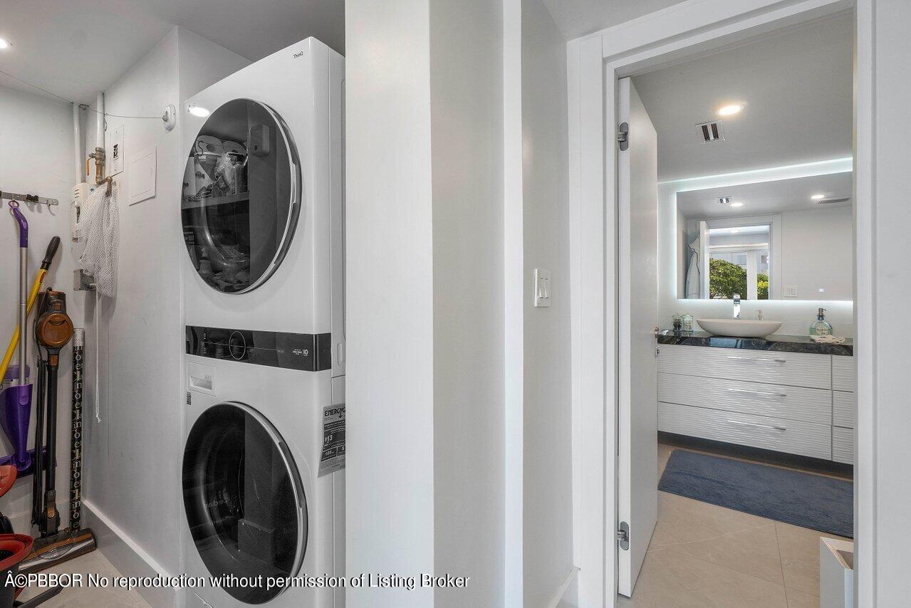2784 S Ocean Boulevard, 105S
