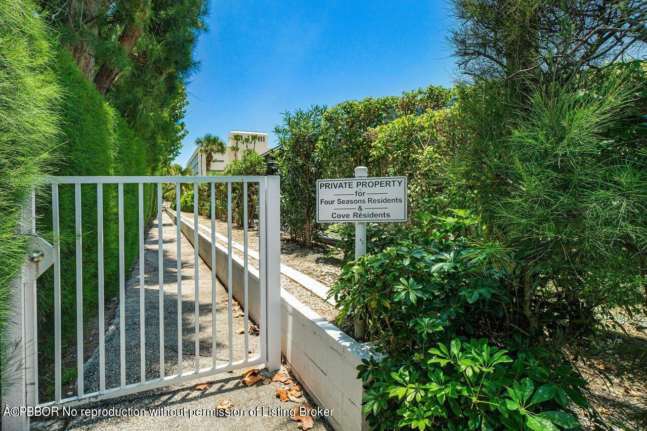 2784 S Ocean Boulevard, 105S