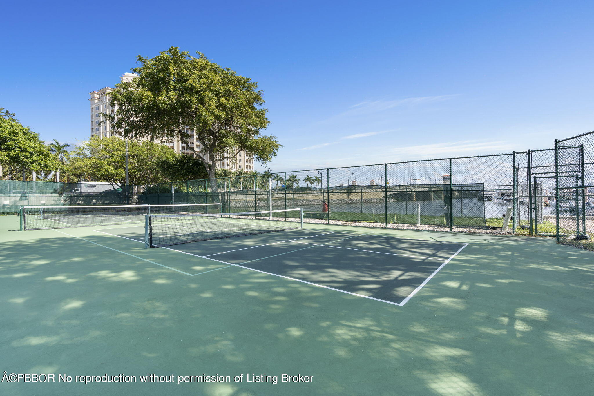 400 N Flagler Drive, PH-D2