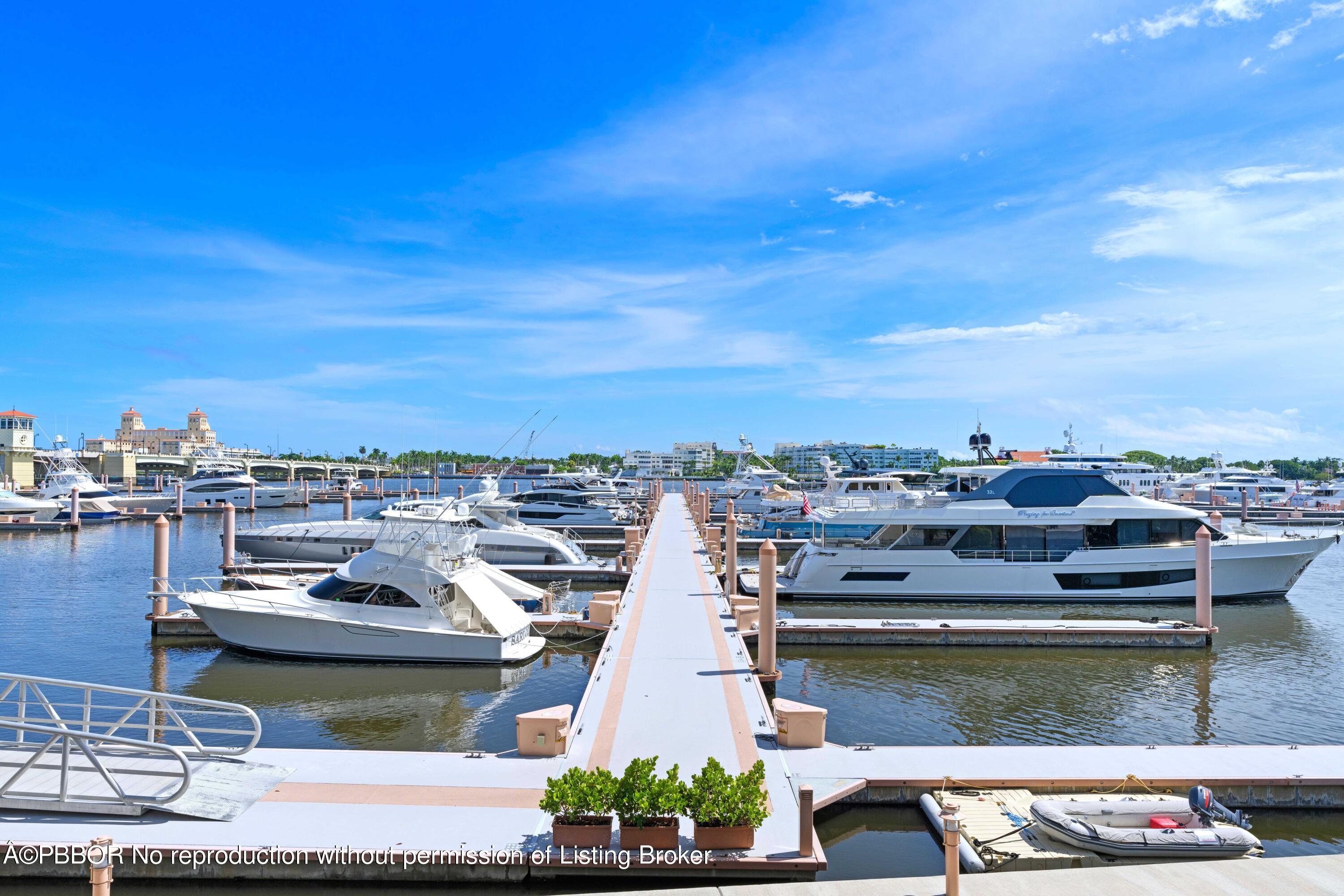 400 N Flagler Drive, PH-D2