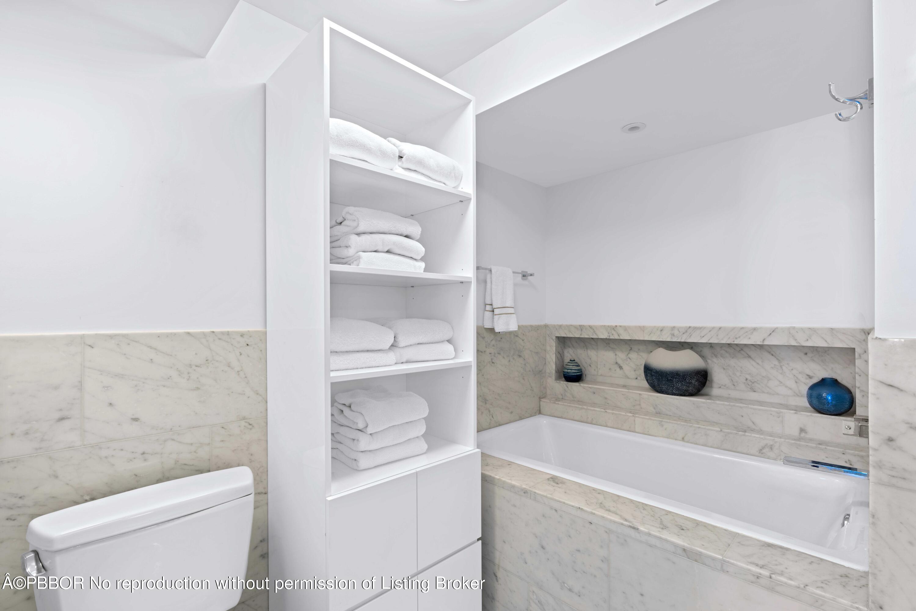 400 N Flagler Drive, PH-D2