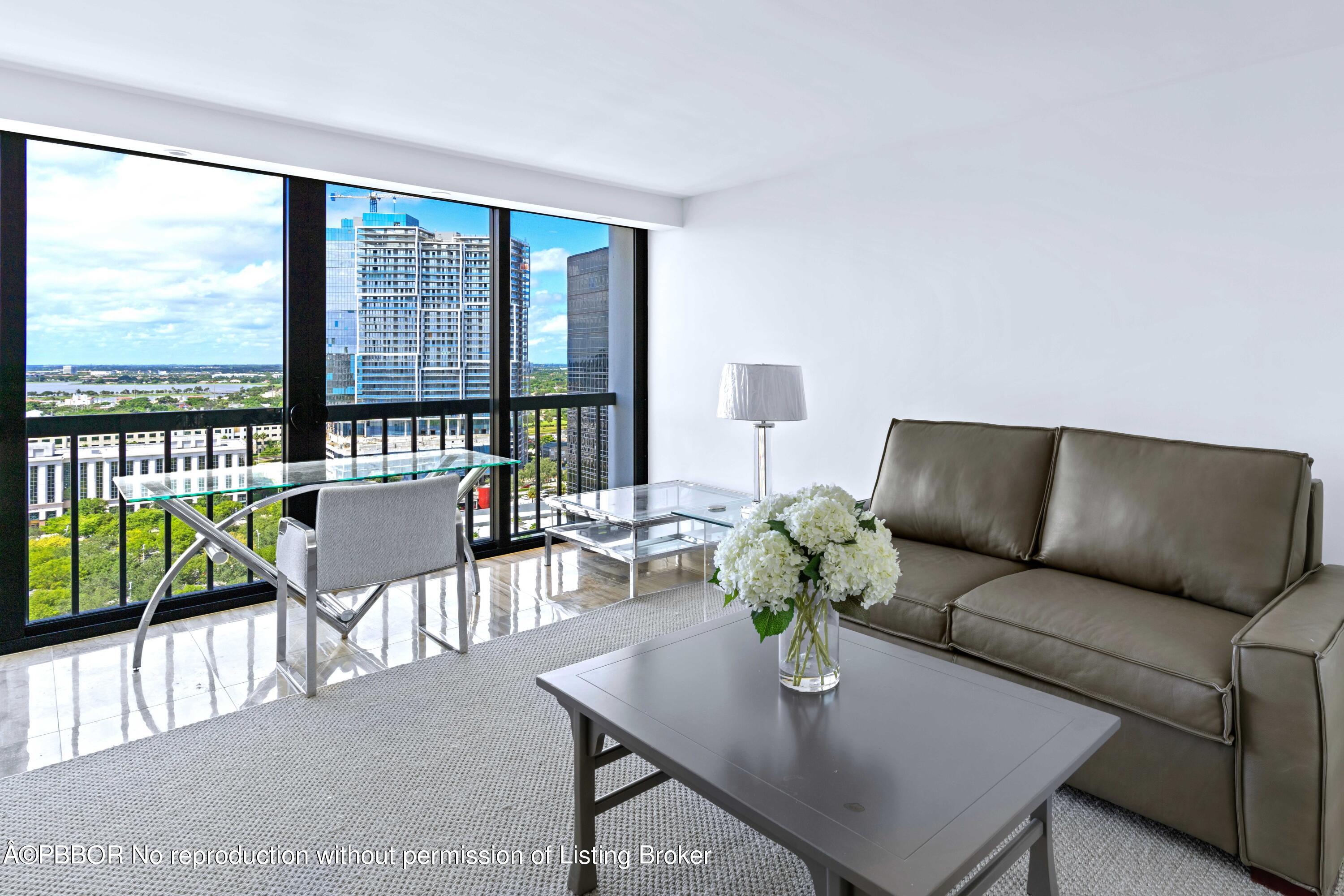 400 N Flagler Drive, PH-D2