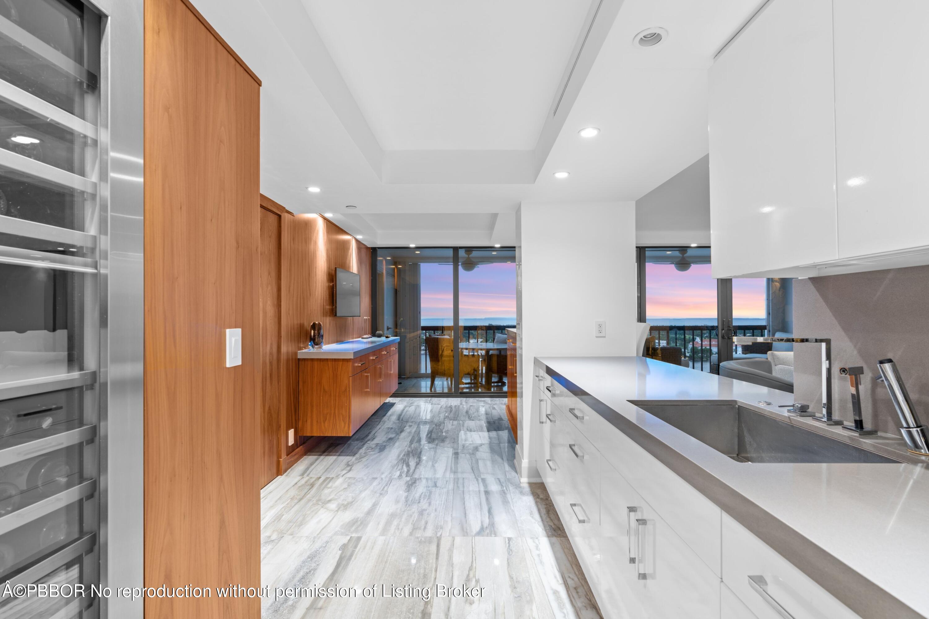 400 N Flagler Drive, PH-D2