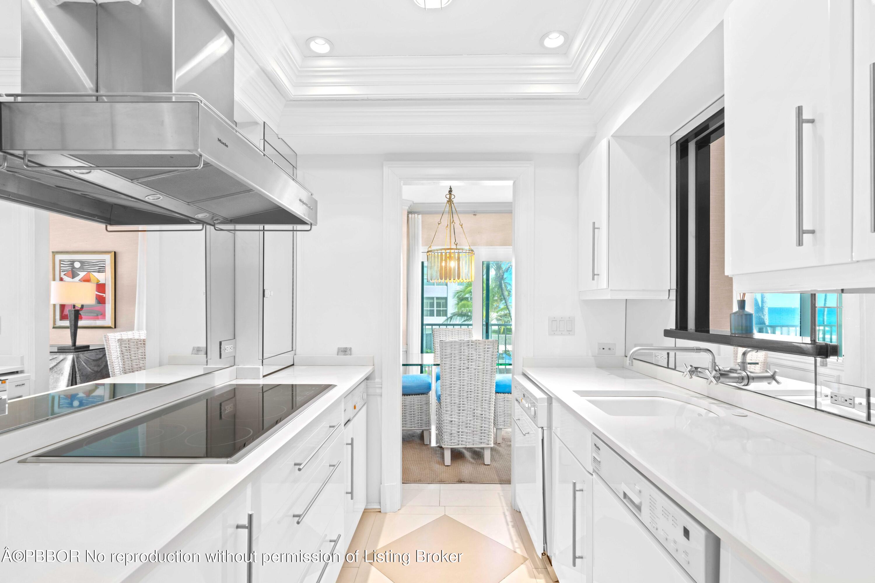 350 S Ocean Boulevard, 203