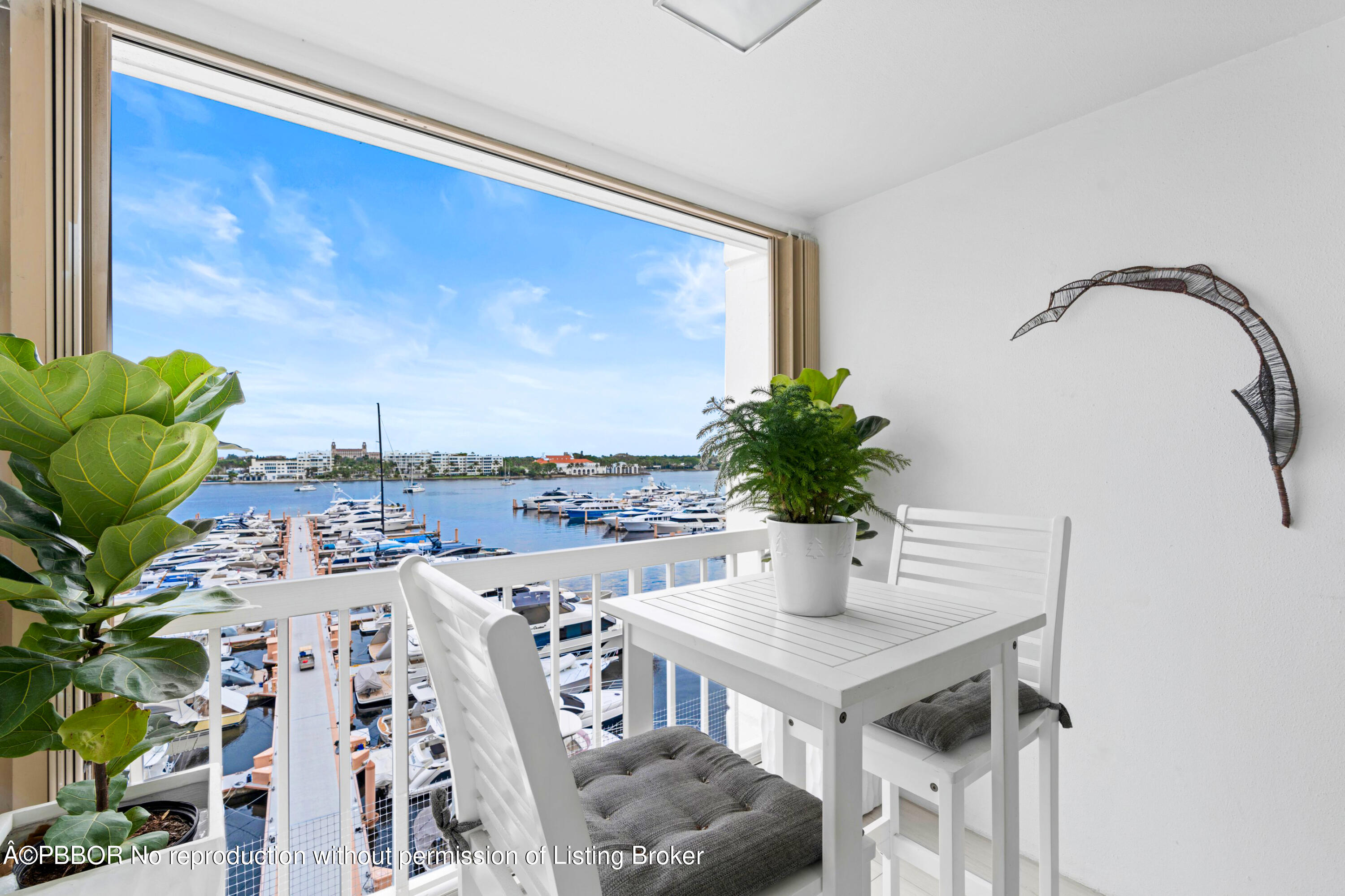 400 N Flagler Drive, 906