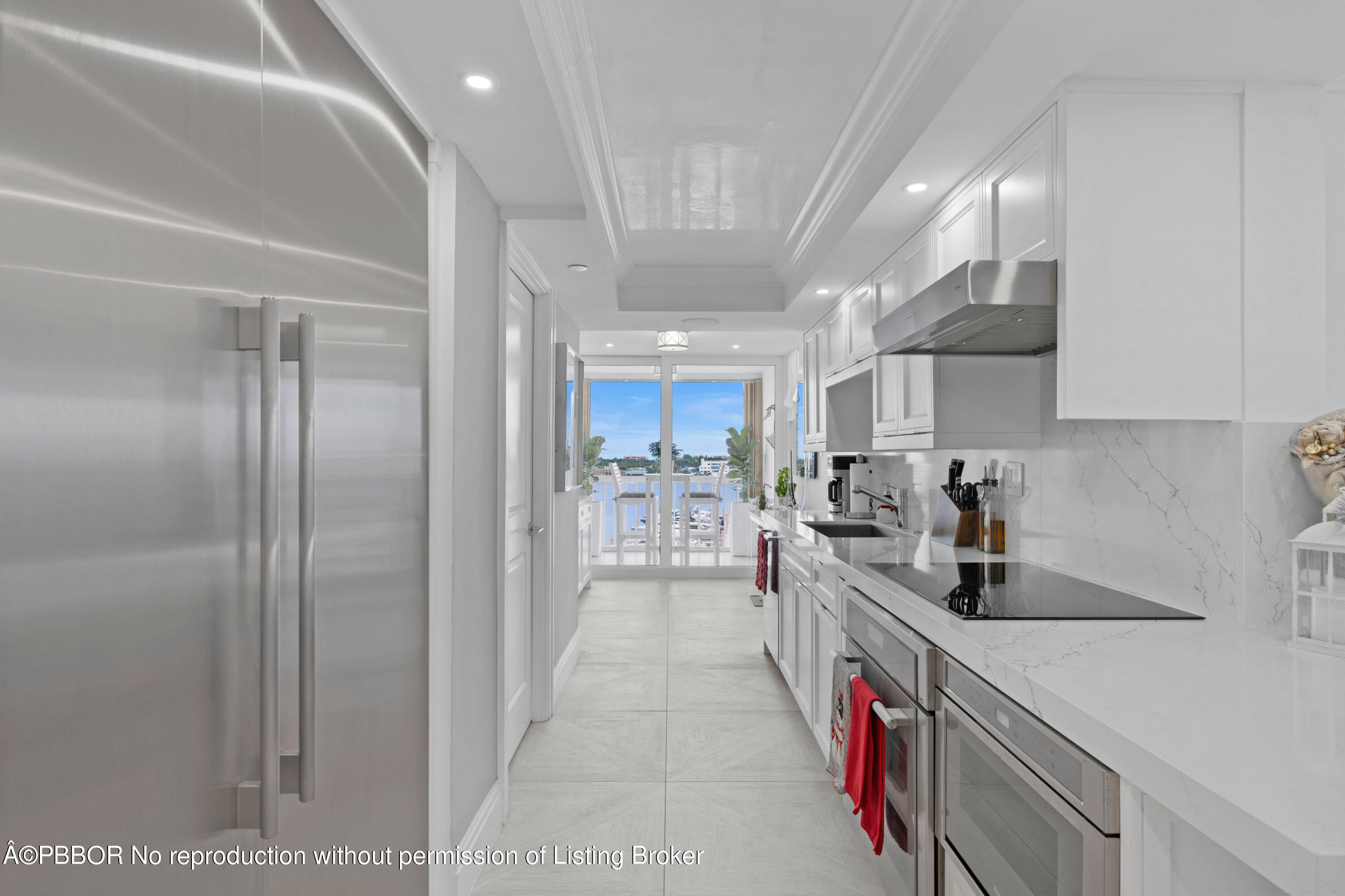 400 N Flagler Drive, 906