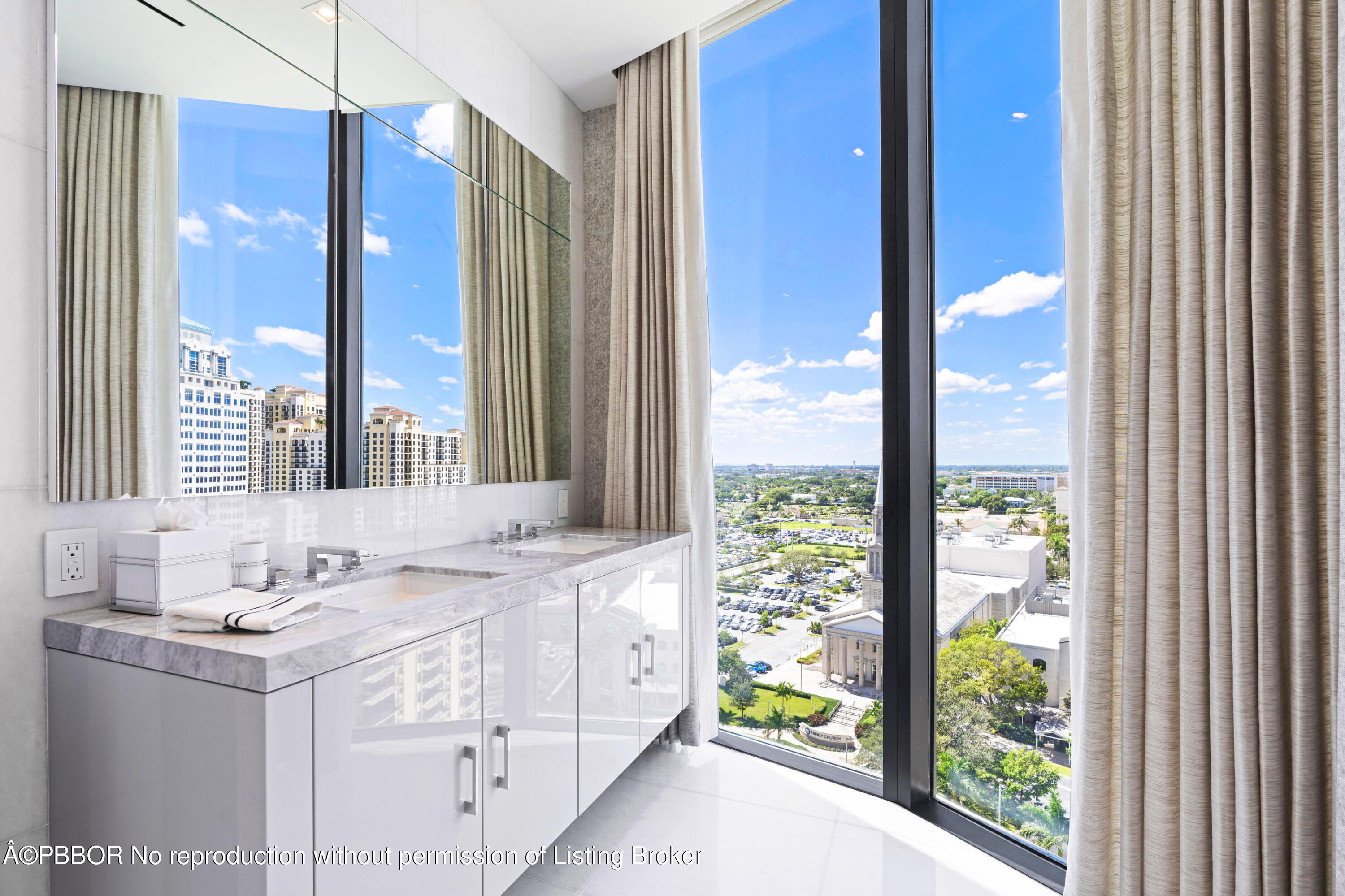 1100 S Flagler Drive, 1401