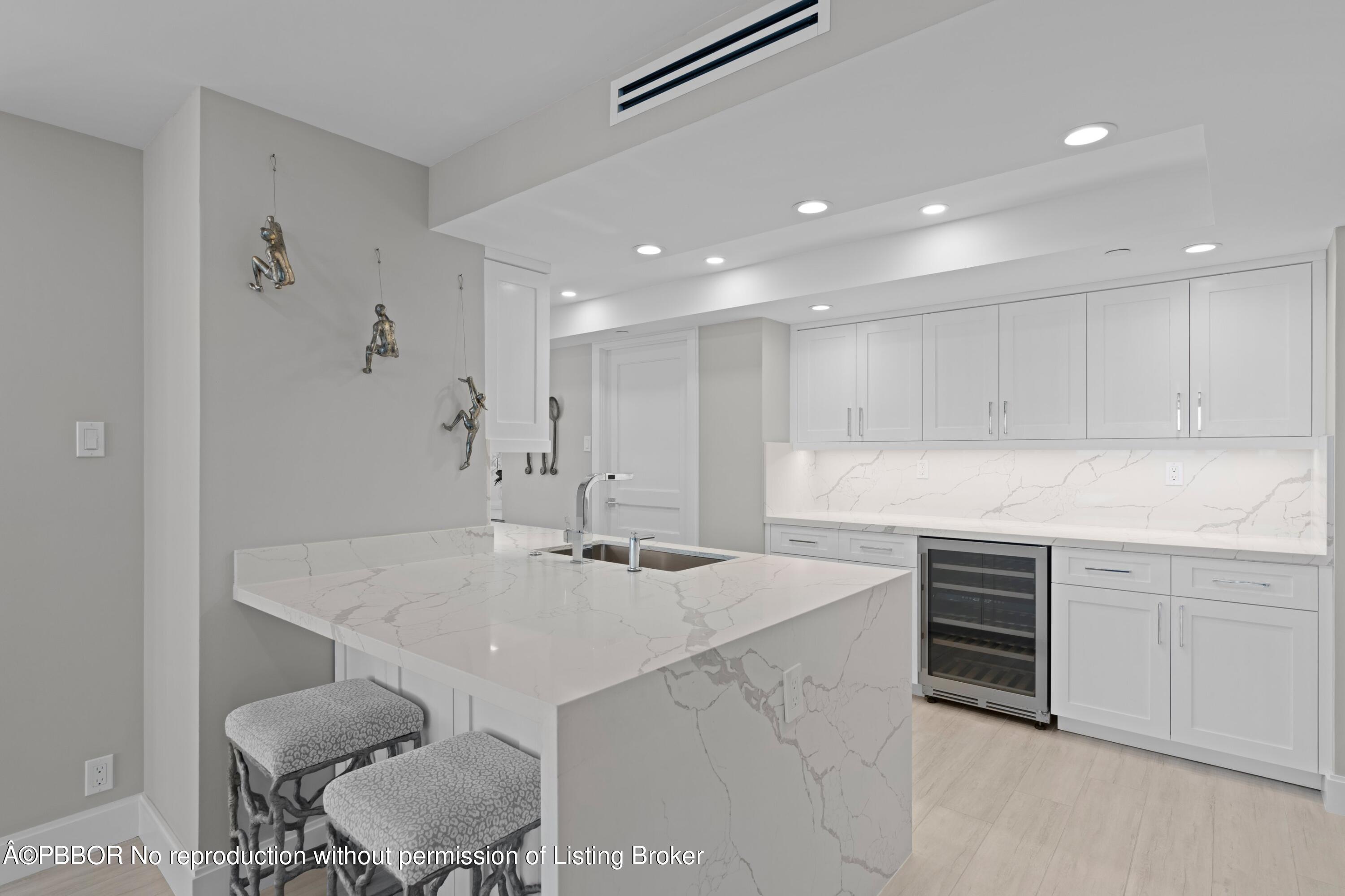 400 N Flagler Drive, 1201
