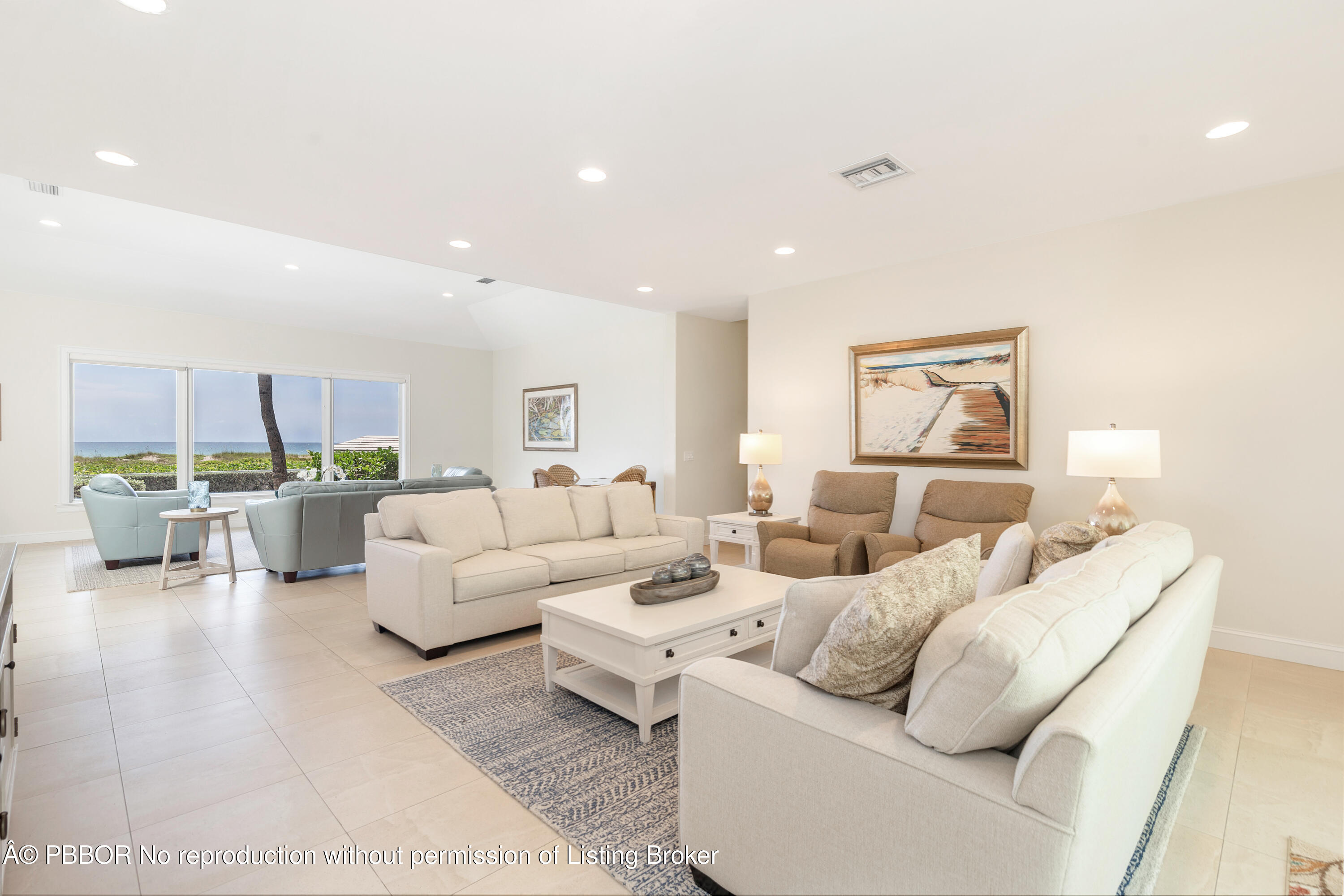 1426 N ocean Boulevard