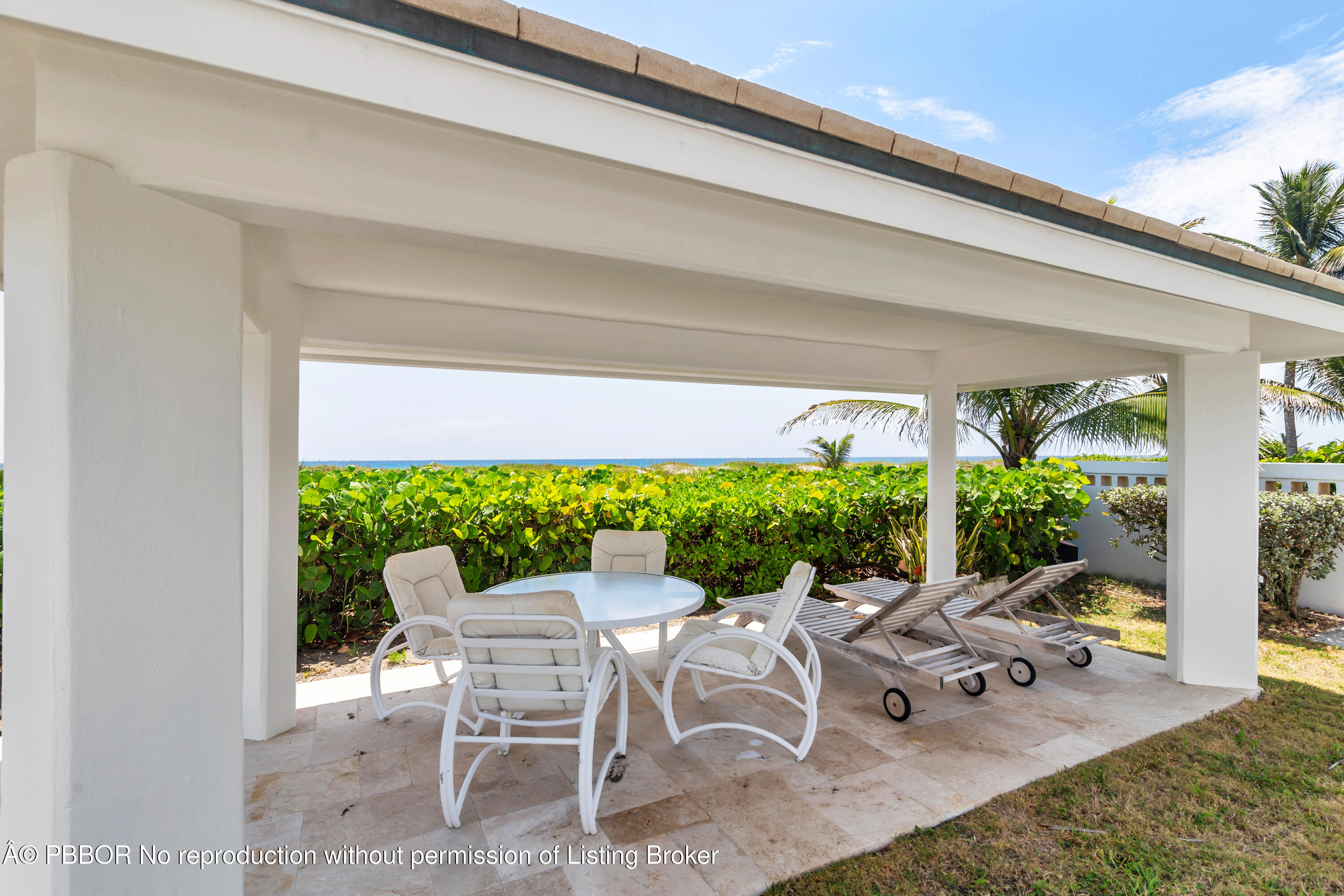 1426 N ocean Boulevard