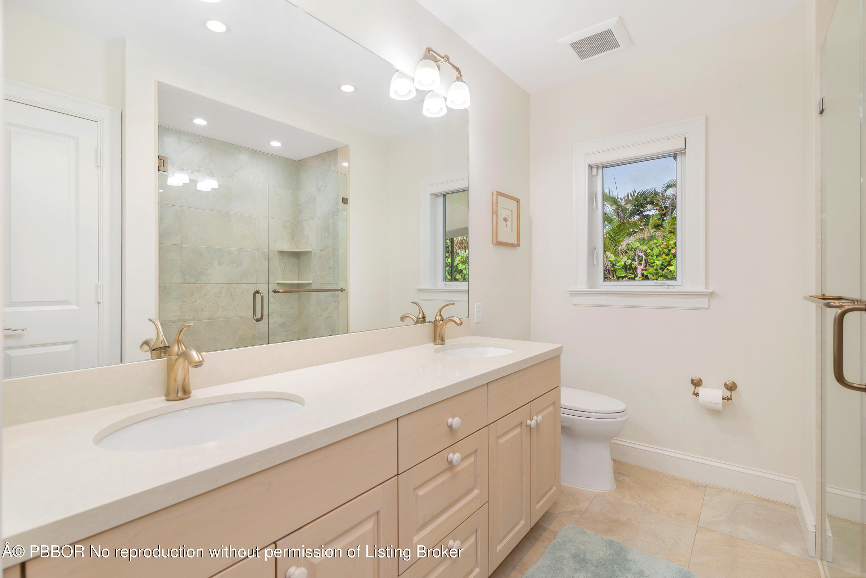 1426 N ocean Boulevard